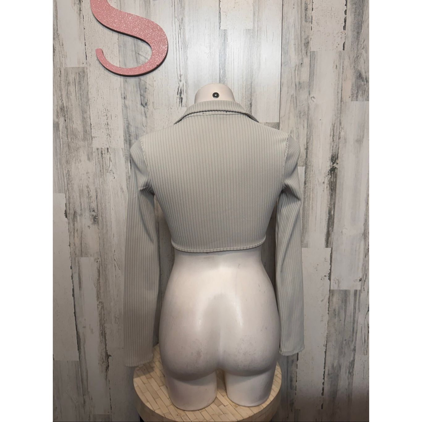 Forever 21 Forever 21 Gray Ribbed Long Sleeve Zip-Up Cropped Top - Size Size S / US 4 / IT 40 - 3 Thumbnail