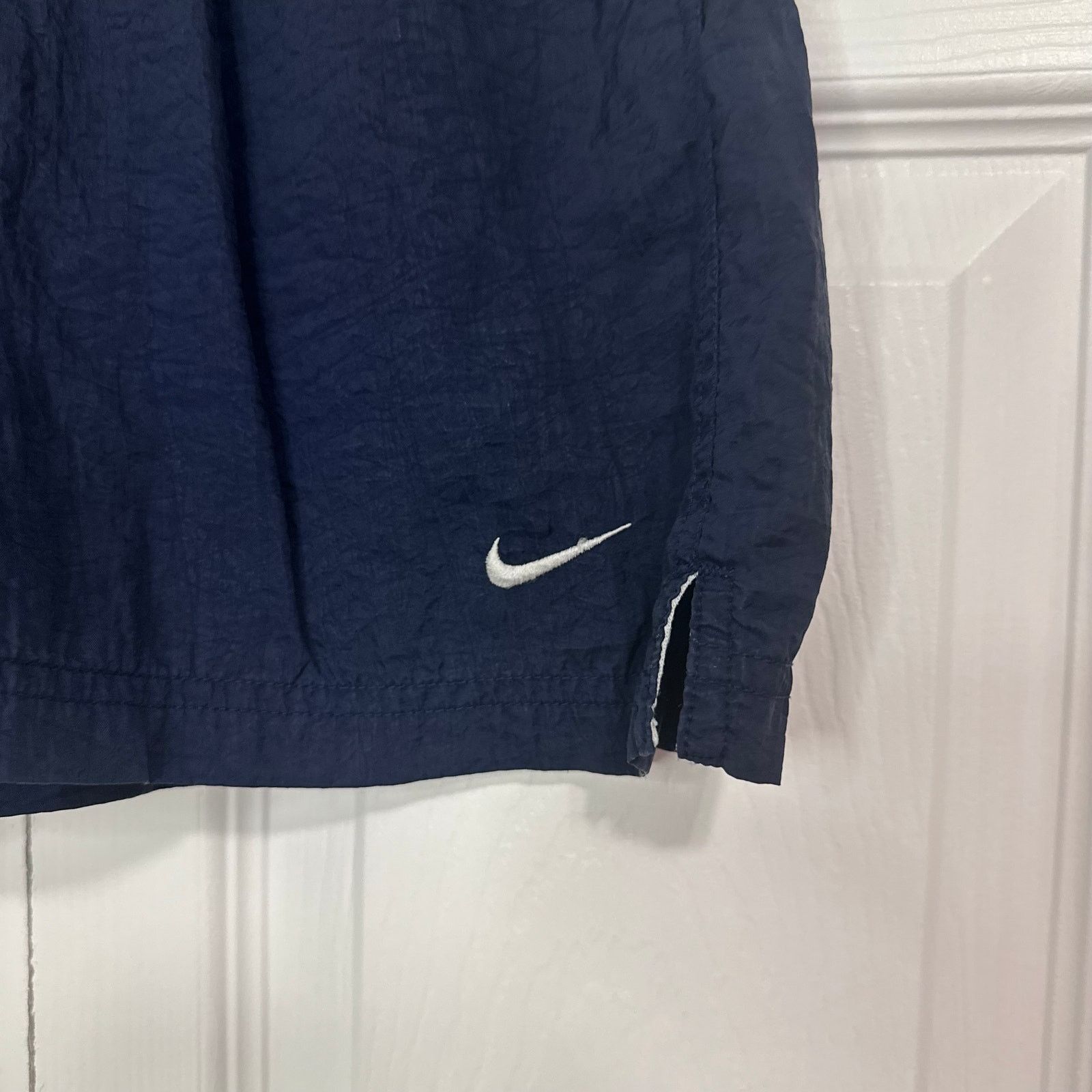 Nike Vintage 90's Nike Shorts Activewear Size Small Size US 27 - 3 Thumbnail