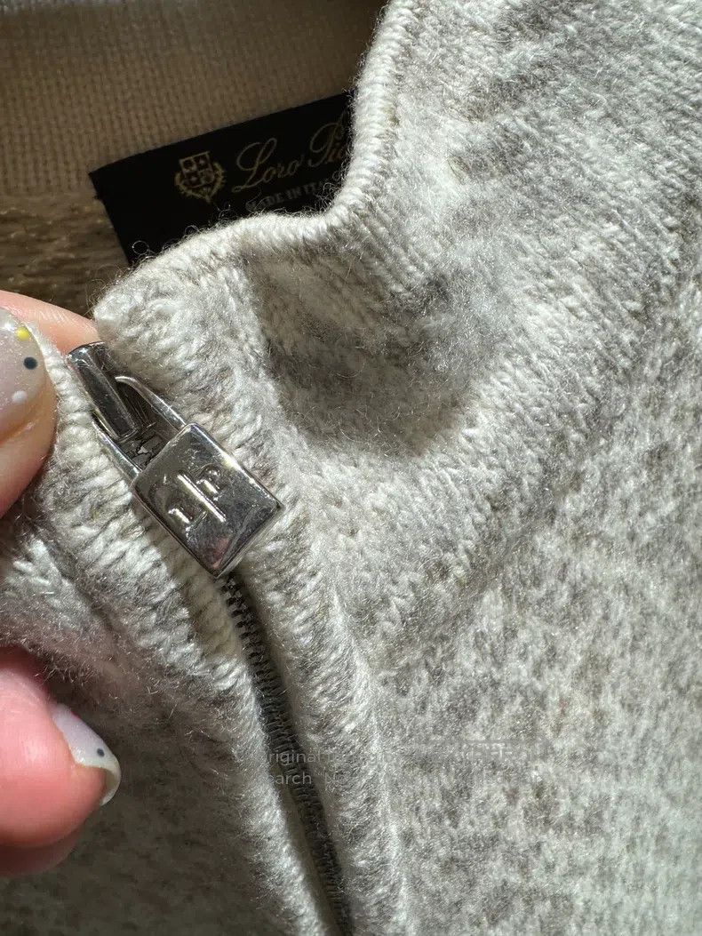 Loro Piana Loro Piana Snowflake Pattern Cashmere Cardigan Size XS / US 0-2 / IT 36-38 - 3 Thumbnail