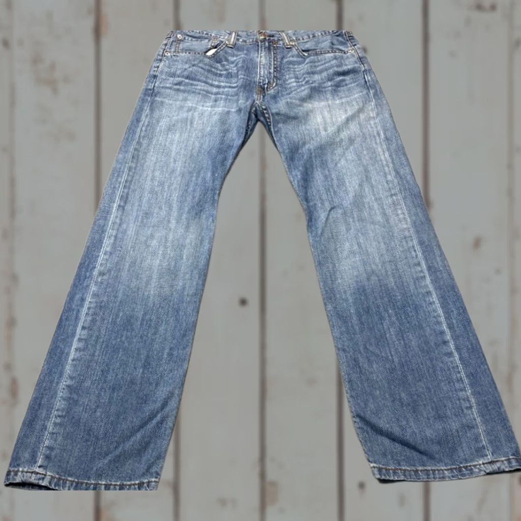 Levi's Levi's 505 Jeans Mens 31x30 Blue Denim Relax Fit 100% Cotton 8397 Jeans Mens Blue Denim 31x30 Regular Fit Streetwear Classic Size US 31 - 1 Thumbnail