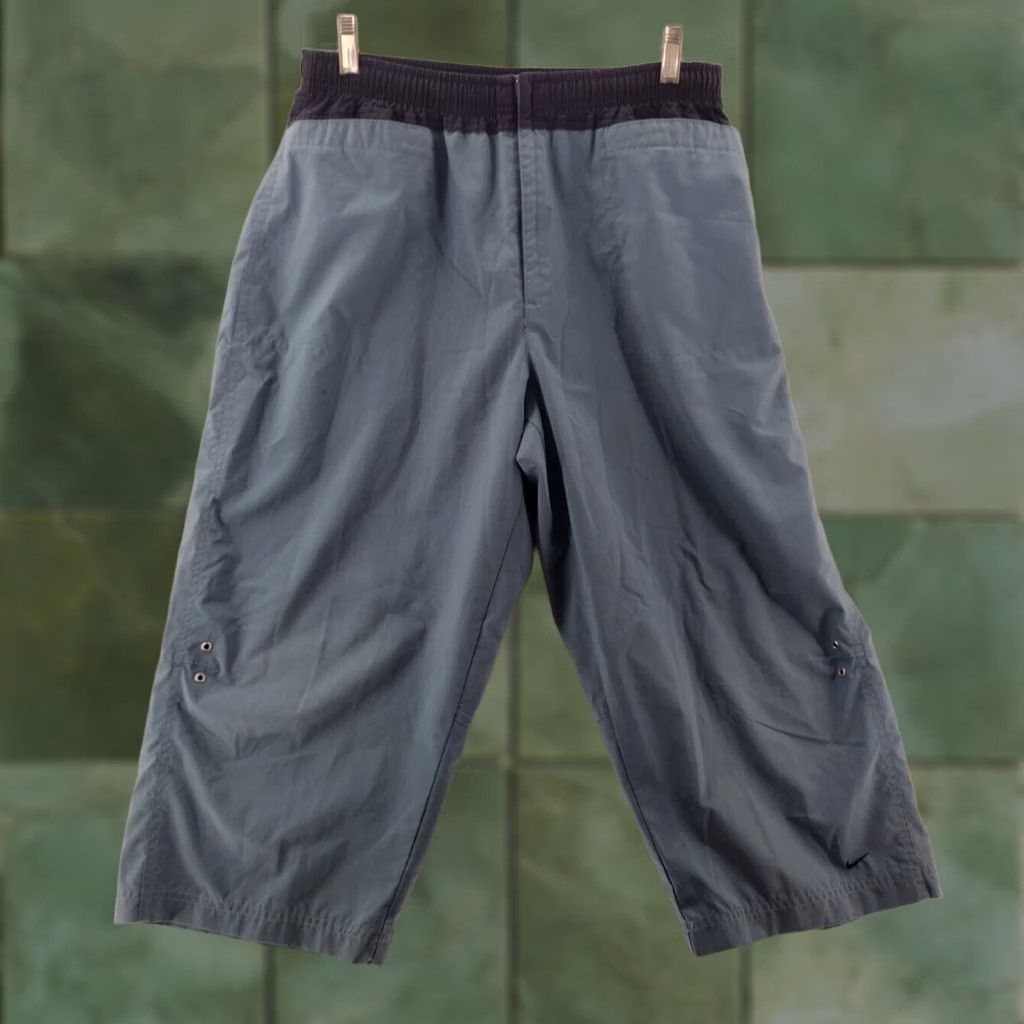 Nike Nike Pants Womens M Blue Drawstring Wide-Leg Athletic Size 30" / US 8 / IT 44 - 1 Thumbnail