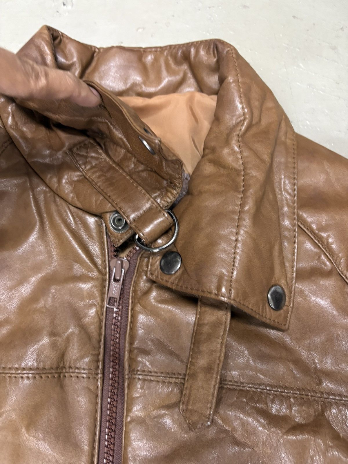 Vintage KanyeWest Vintage Brown Synthetic Leather Puffer Jacket Size US M / EU 48-50 / 2 - 3 Thumbnail