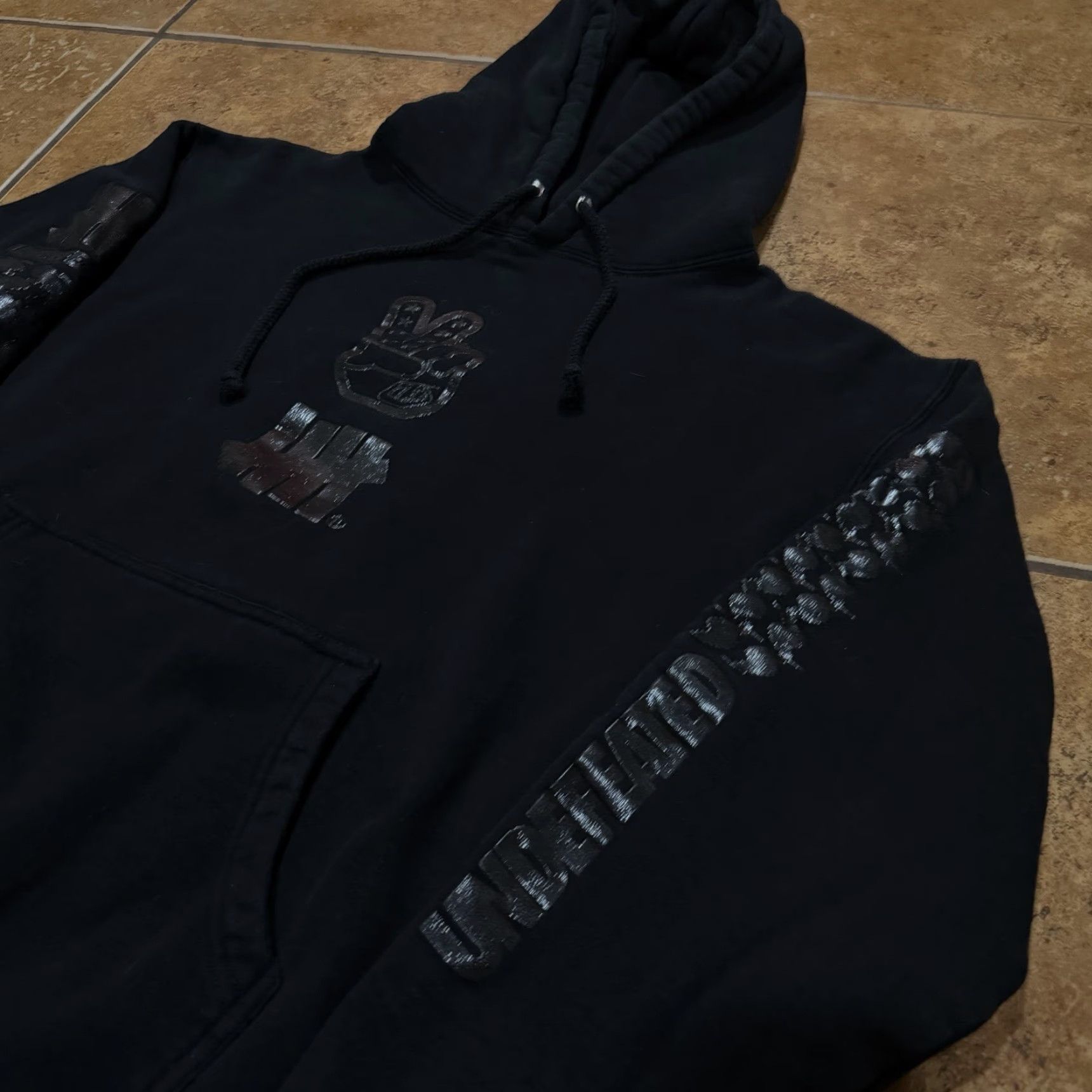 Undefeated Undefeated Troy Lee Designs Hoodie Mens Motocross MX Size M Black EUC RARE Size US M / EU 48-50 / 2 - 5 Thumbnail
