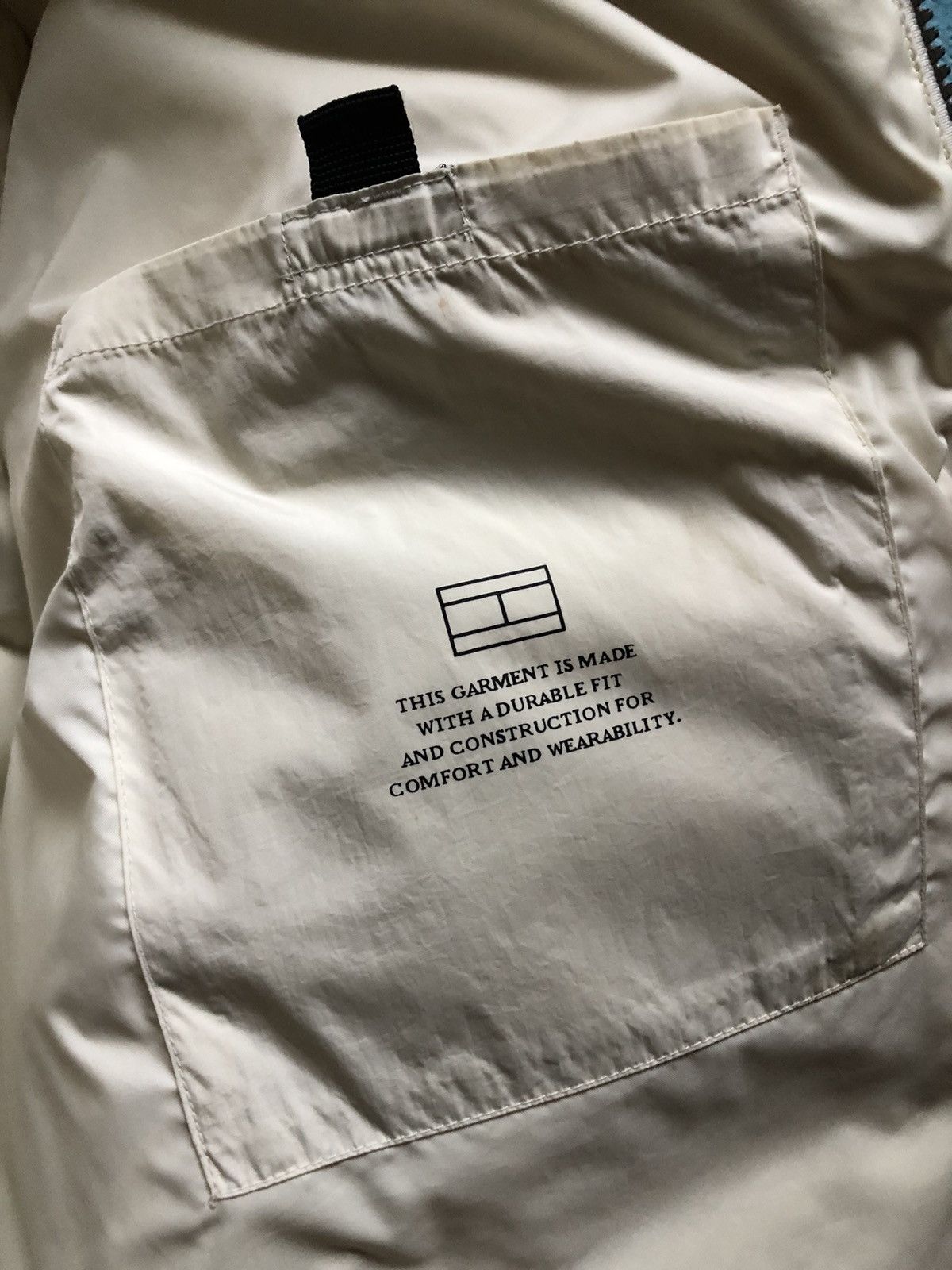 Tommy Hilfiger × Vintage Vintage 90’s TOMMY HILFIGER Duck Down Puffer Vest Size US L / EU 52-54 / 3 - 5 Thumbnail