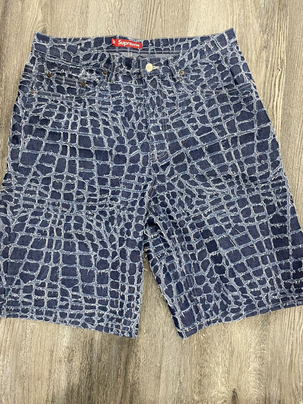 パンツ Supreme Flames Jacquard Denim Short Supreme Flames Jacquard Baggy Denim Short (SS23) - $148