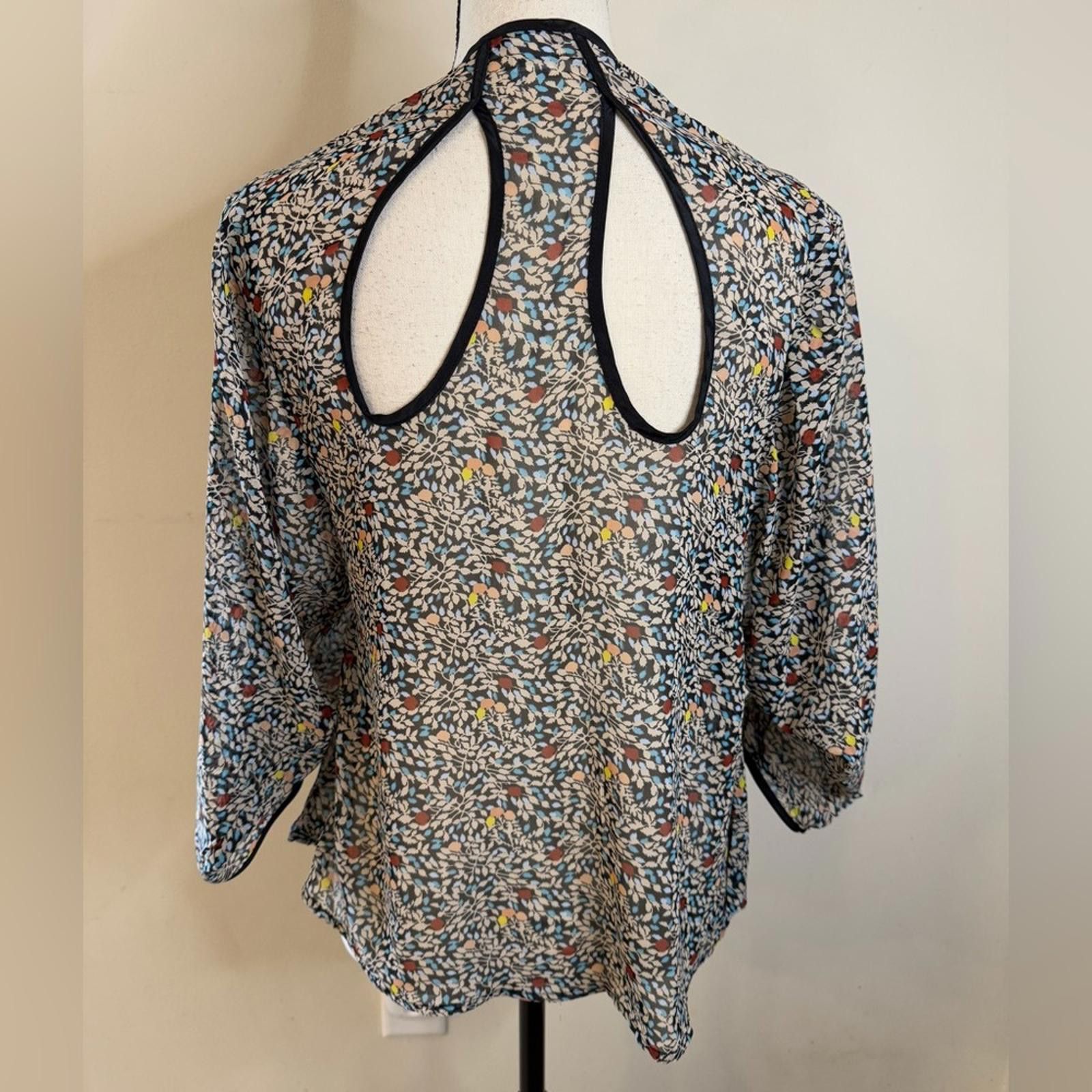 Bar III Bar lll ditsy floral top back cutouts SZ XS Size XS / US 0-2 / IT 36-38 - 4 Thumbnail