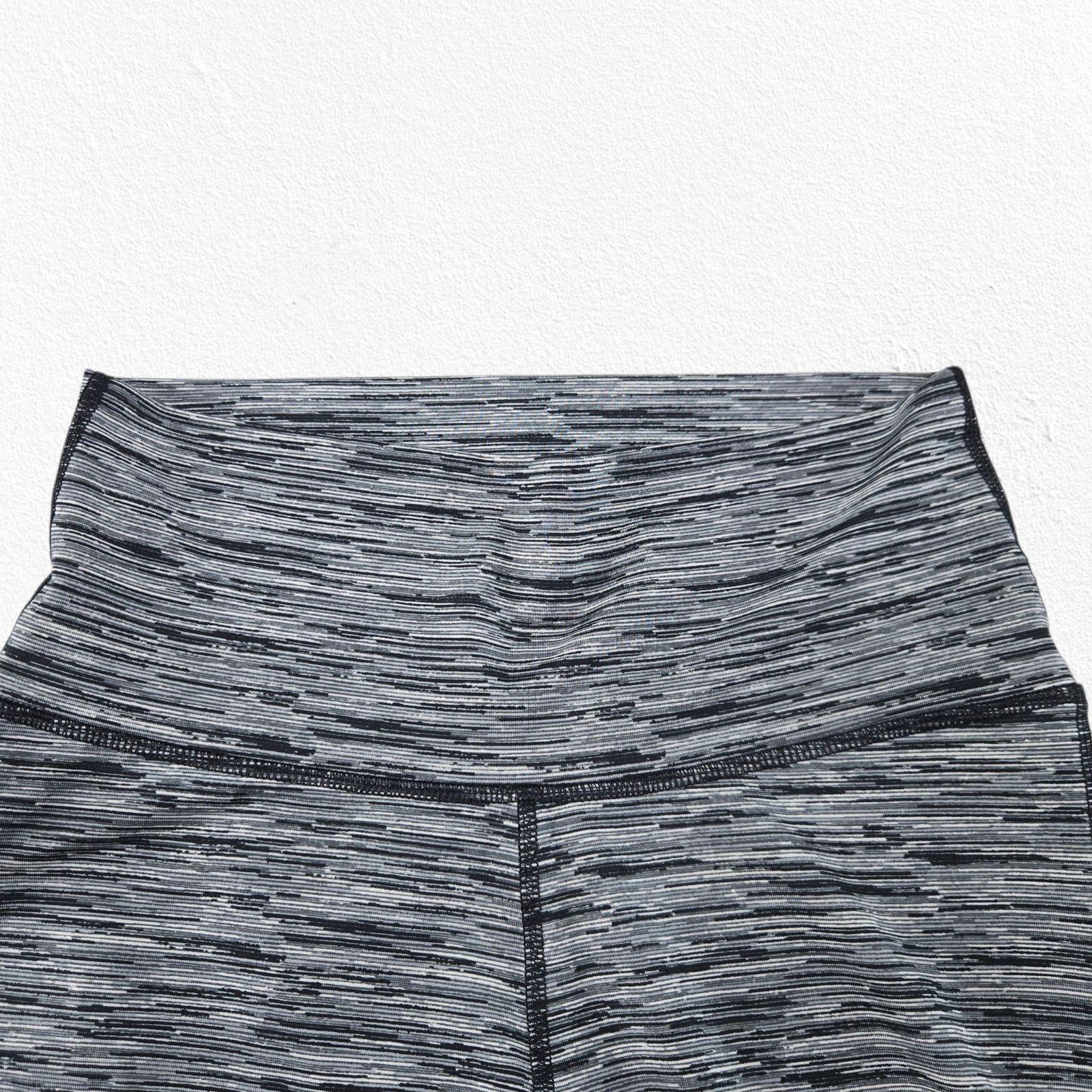 Other Aerie Gray Black Space Dye Cropped Leggings Size Medium Size 28" / US 6 / IT 42 - 4 Thumbnail