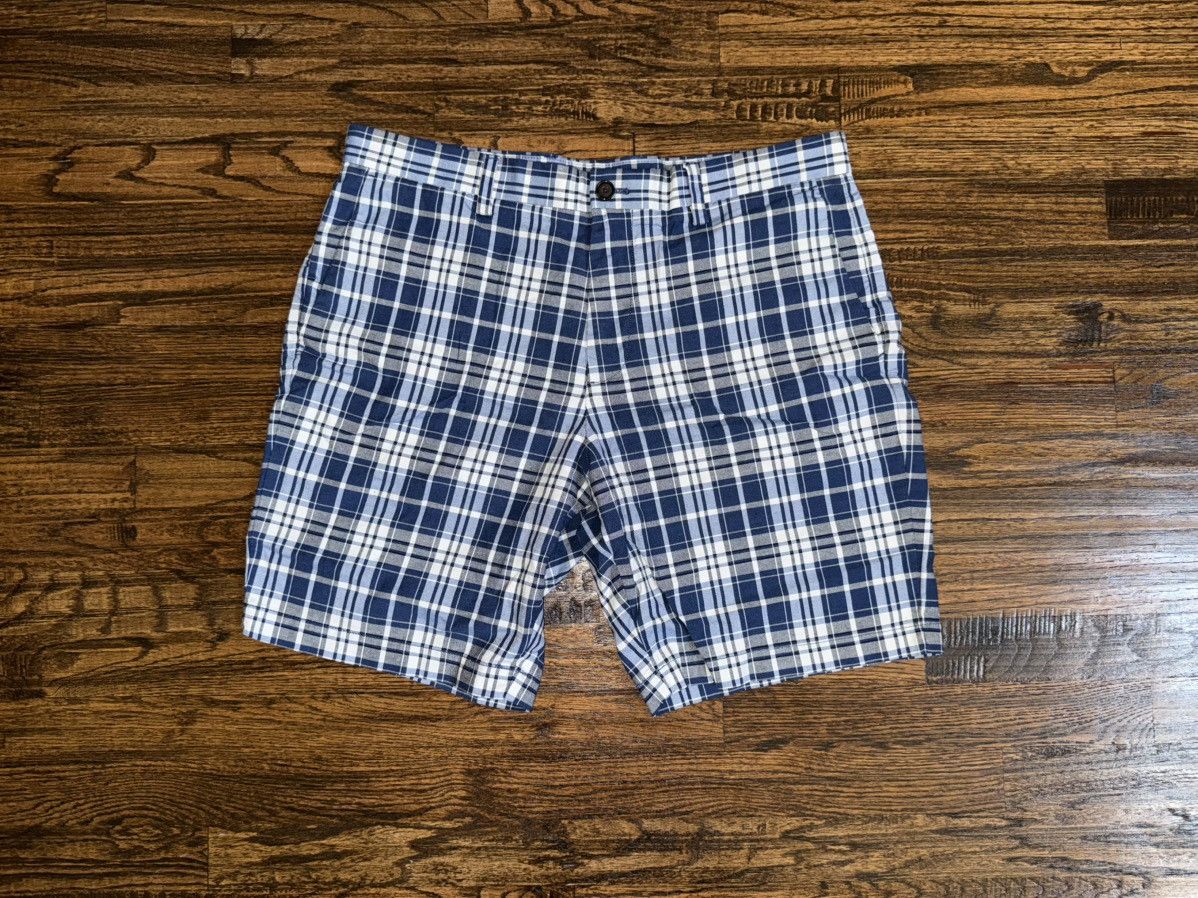 Banana Republic Banana Republic Aiden Short Plaid Size 35 Waist 9” Inseam Size US 35 - 1 Thumbnail