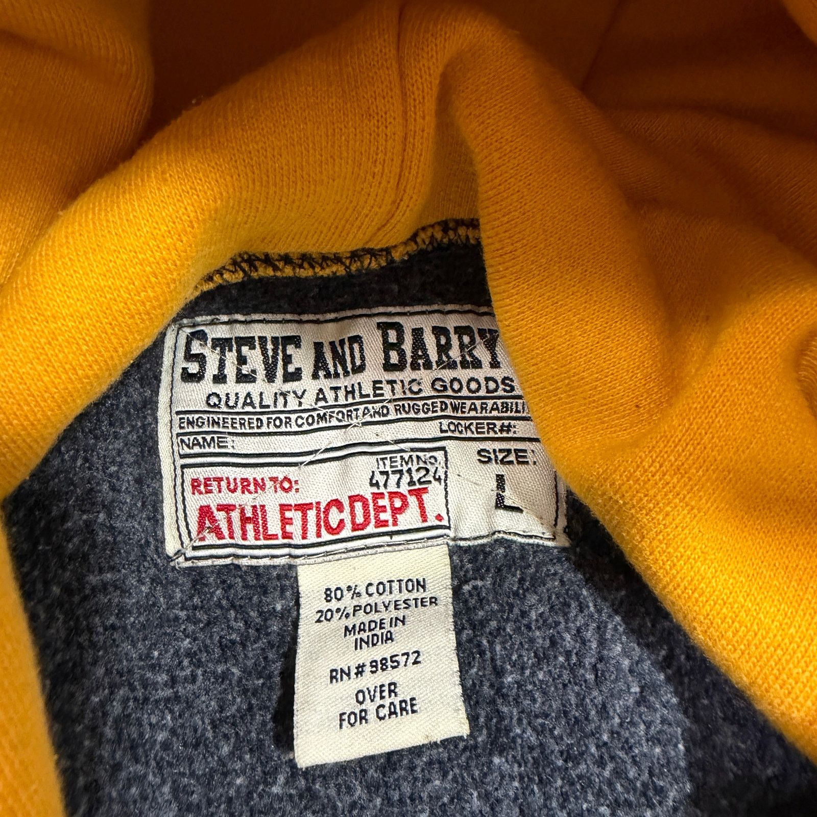 Vintage Vintage Michigan Wolverines Hoodie Men's Large Blue Yellow Size US L / EU 52-54 / 3 - 6 Thumbnail