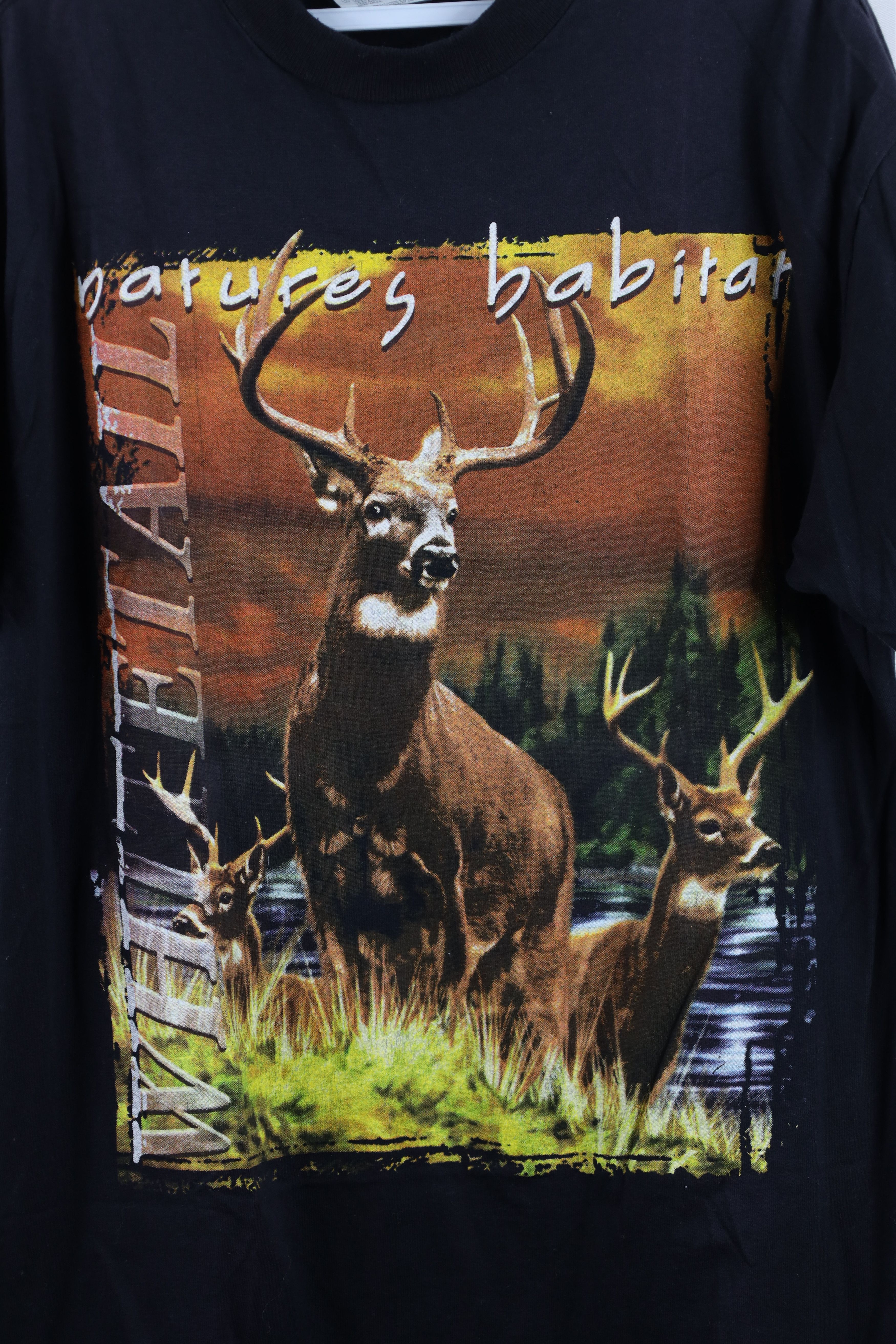 Vintage Vintage 90s Streetwear Nature Whitetail Deer Buck T-Shirt Size US L / EU 52-54 / 3 - 4 Thumbnail