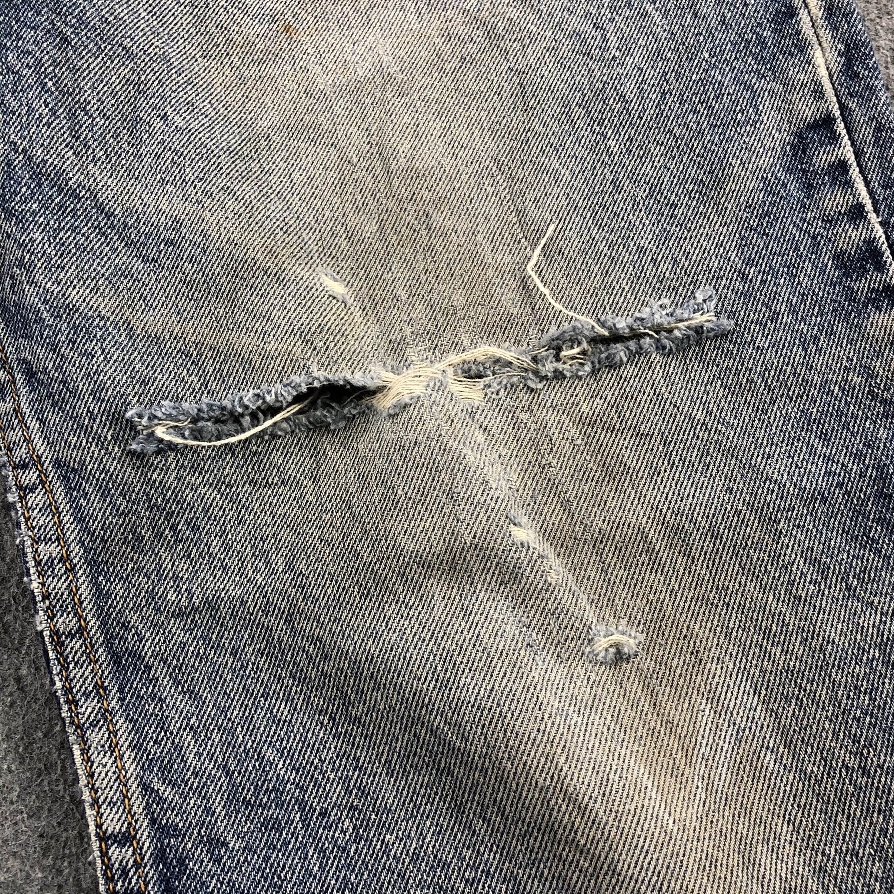 Levi's Vintage Blue Wash Levis 505 Jeans-J2224 Size US 35 - 8 Thumbnail
