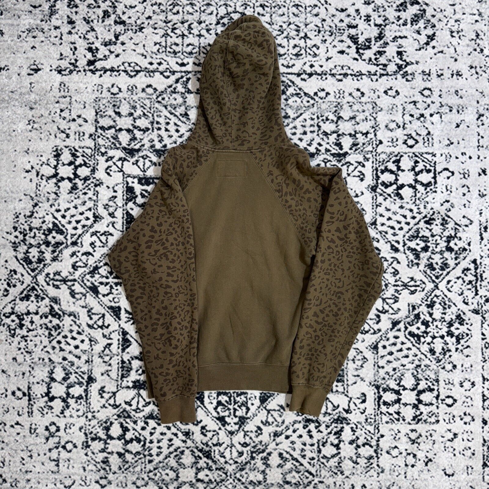 Vintage Vintage Obey Khaki Green Cotton Hoodie XS with Panther Print Size US XS / EU 42 / 0 - 8 Thumbnail