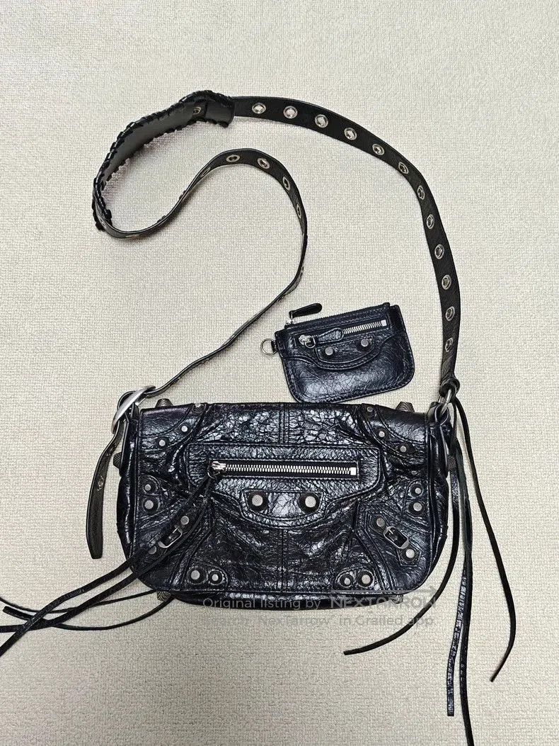 Balenciaga Balenciaga Le Cagole Shoulder Bag. Size ONE SIZE - 1 Thumbnail