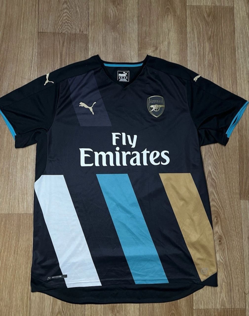 Puma Puma FC Arsenal 2015 16 Third Player Issue Football Shirt Size US XL / EU 56 / 4 - 1 Thumbnail
