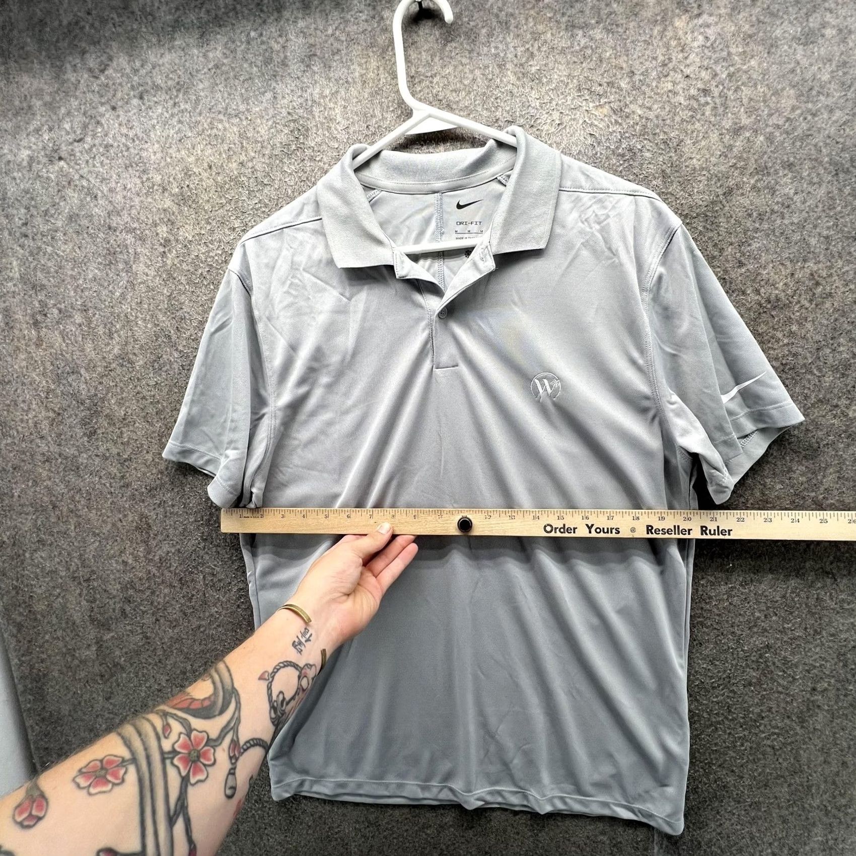 Nike Nike Dri-FIT Polo Shirt Mens Medium Gray Solid W Logo Golf Performance Casual Size US M / EU 48-50 / 2 - 5 Thumbnail