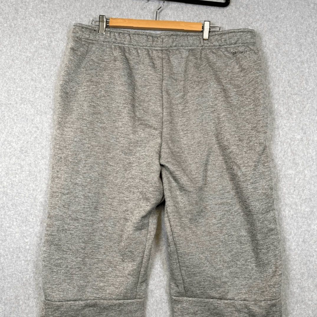 Nike VINTAGE Nike Classic Grey Ankle Sweatpants Athleisure Athletic Men XL Gray Dri Pants Mens XL Size US 36 / EU 52 - 6 Thumbnail
