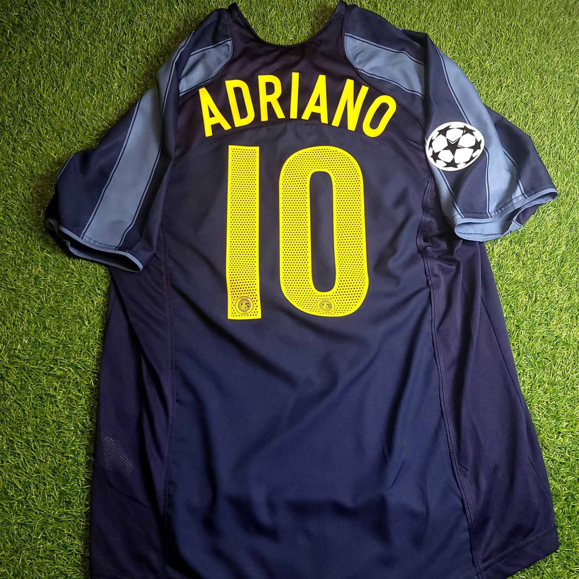 Nike Adriano Inter Milan 2004 2005 2006 Third UEFA Soccer Jersey Size US L / EU 52-54 / 3 - 1 Thumbnail