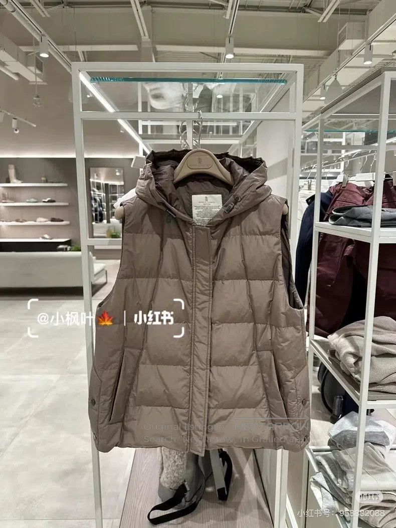 Brunello Cucinelli Brunello Cucinelli Ladies Down Hooded Vest Size XS / US 0-2 / IT 36-38 - 1 Thumbnail