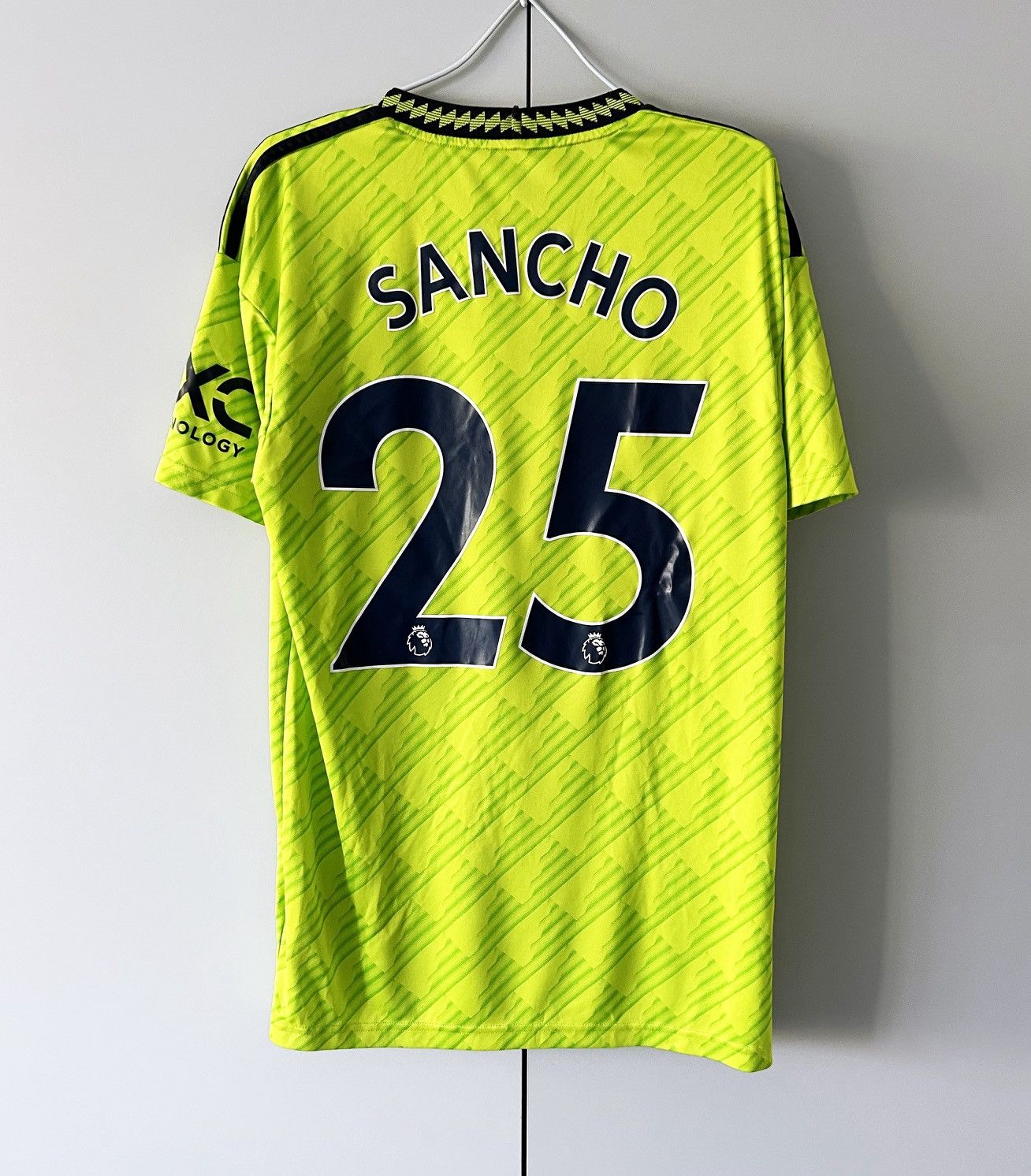 Adidas Manchester United jersey 2022 2023 adidas #25 Sancho Size US S / EU 44-46 / 1 - 1 Thumbnail