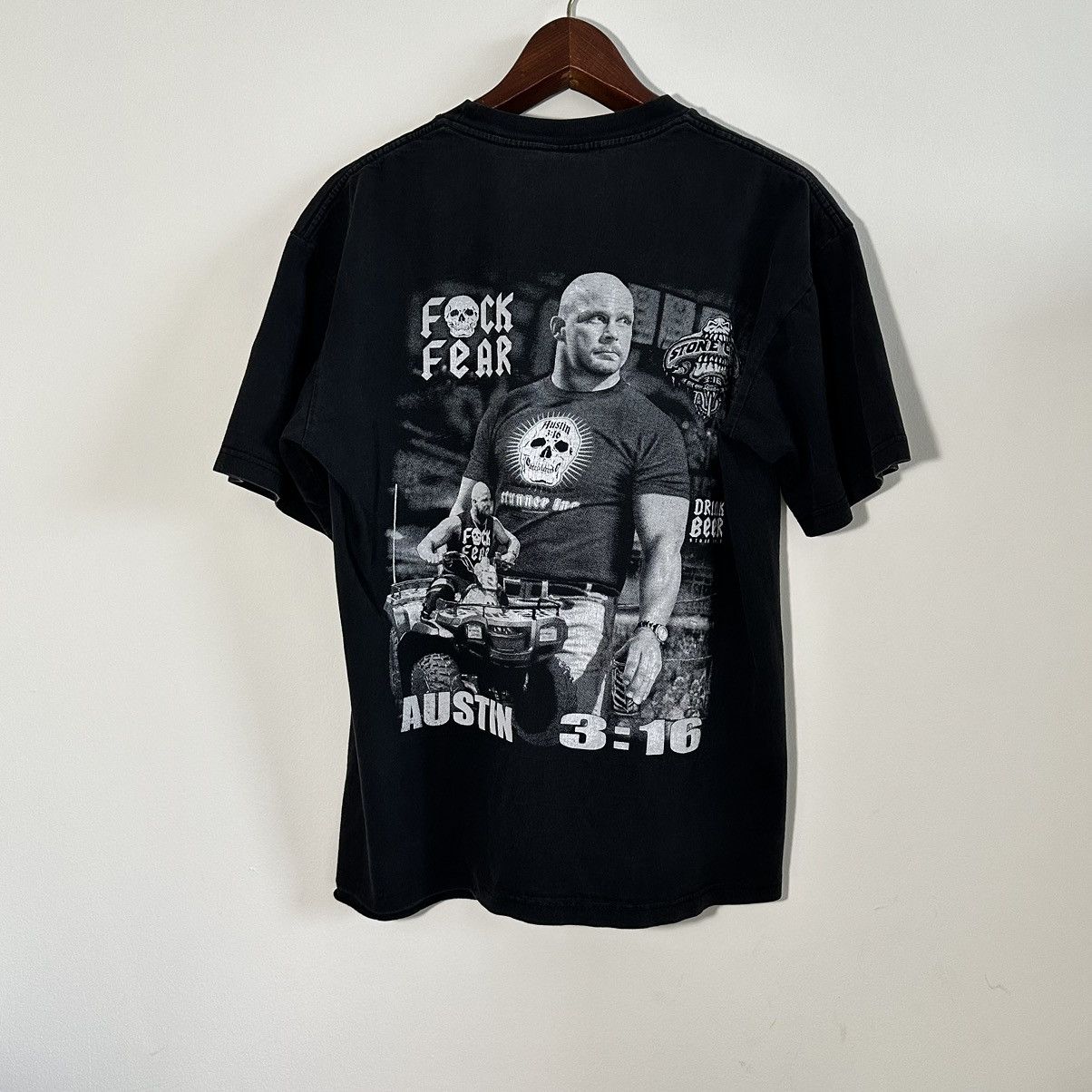Rap Tees × Vintage × WWE Vintage Stone Cold F Fear Drink Beer Rap T-Shirt Size US XL / EU 56 / 4 - 5 Thumbnail