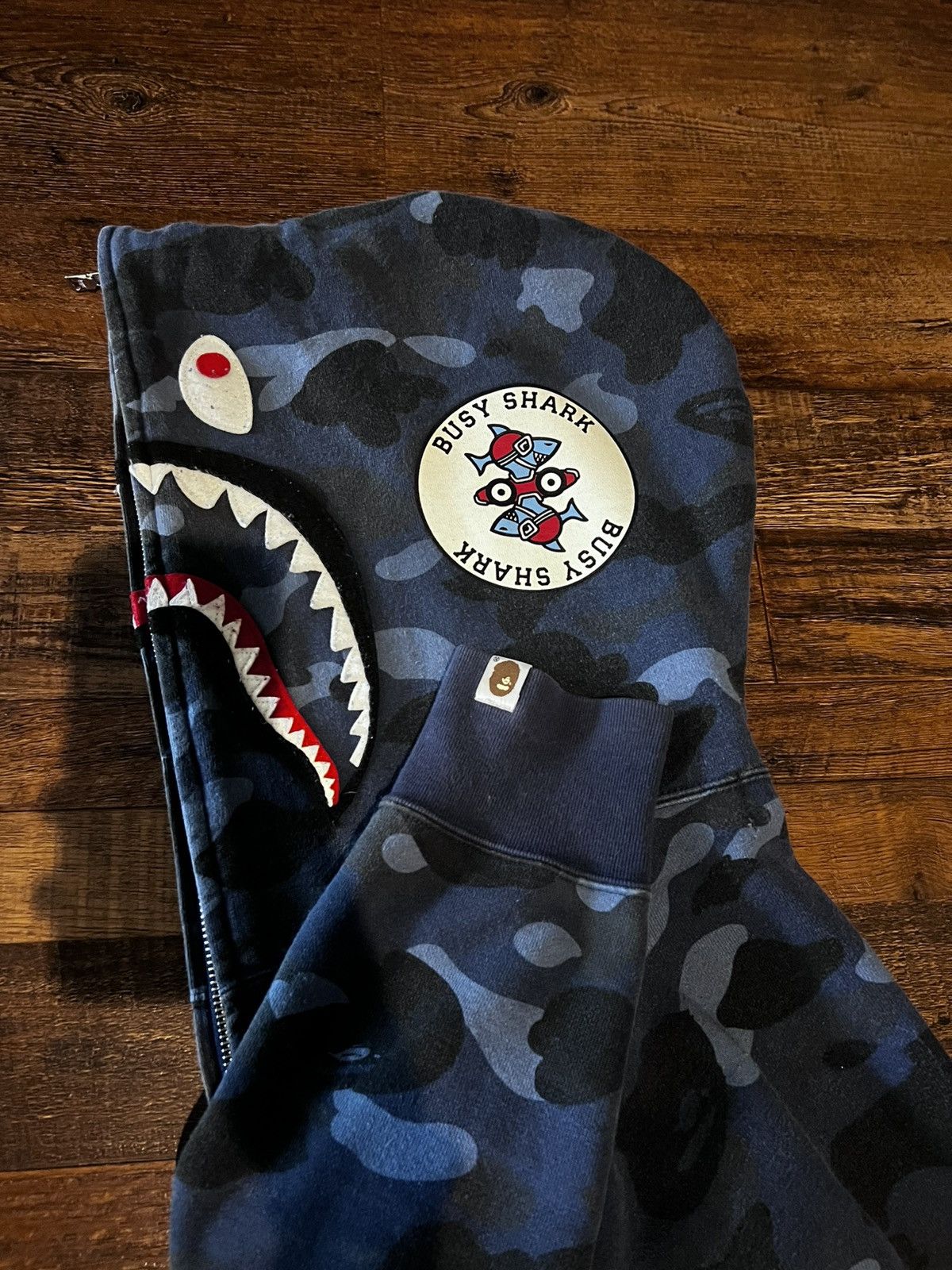 Bape Bape “busy shark” hoodie Size US M / EU 48-50 / 2 - 3 Thumbnail