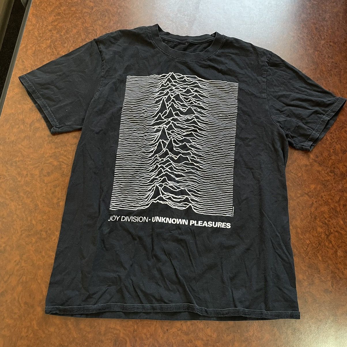Affliction × Band Tees × Joy Division Joy Division Unknown Pleasures Band Tees T Shirt Size US M / EU 48-50 / 2 - 1 Thumbnail