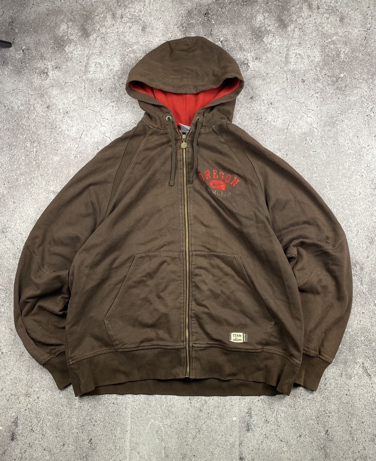 Nike × Vintage 00s Vintage Nike Oregon brown full zip Streetwear Japan Size US XL / EU 56 / 4 - 1 Thumbnail