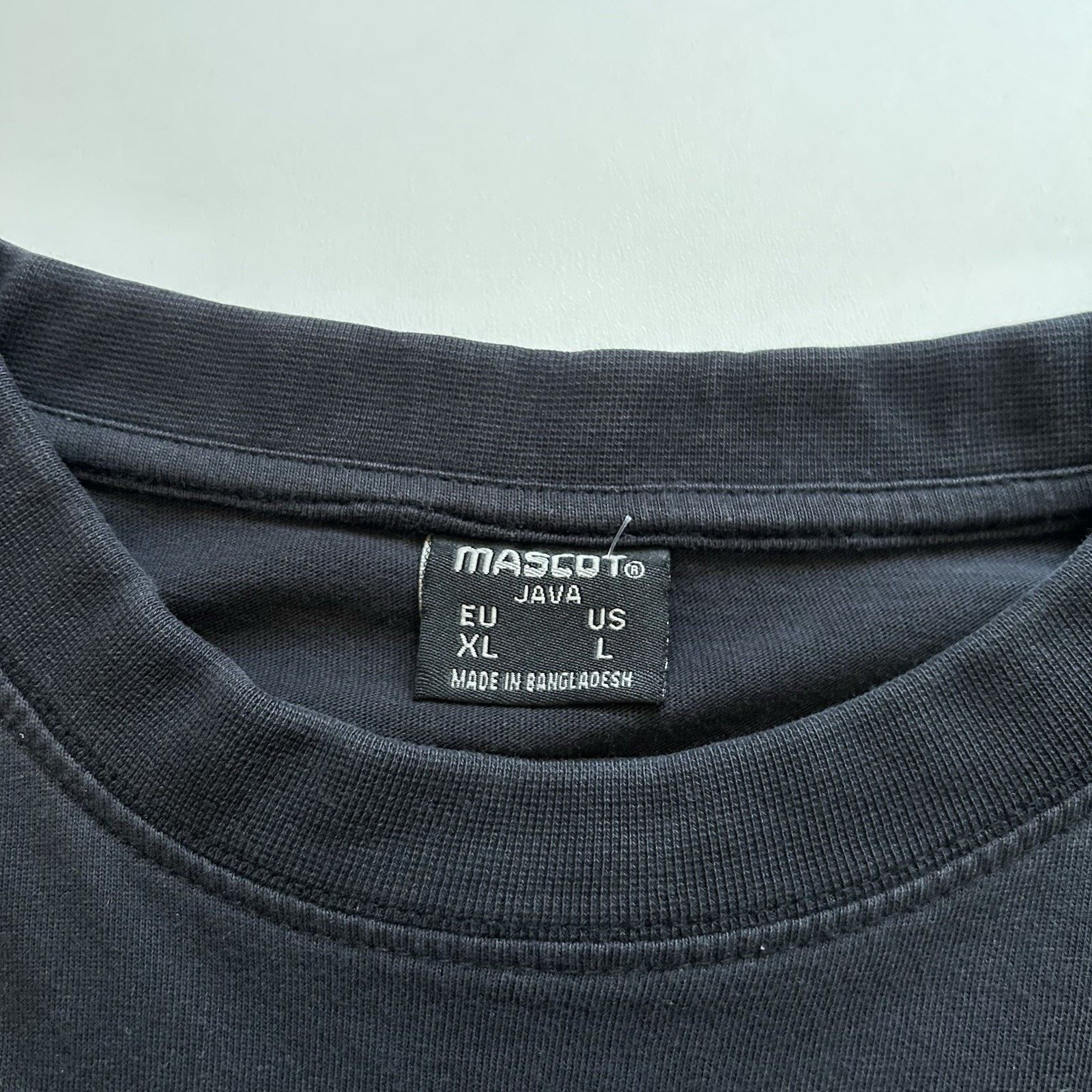 Vintage Vintage Sun Faded Black Blank T-Shirt Large Y2K Cotton Rare Size US L / EU 52-54 / 3 - 3 Thumbnail
