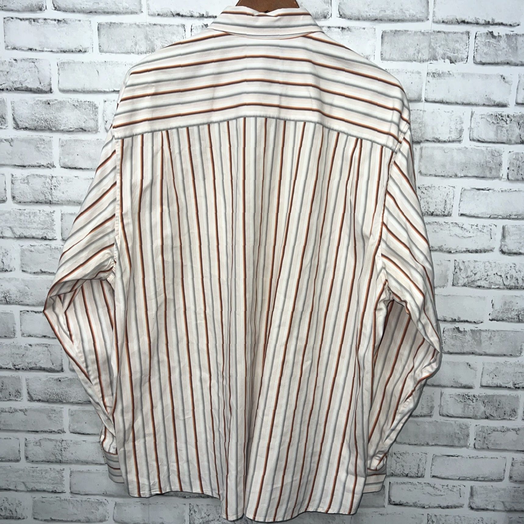Tommy Bahama VINTAGE Tommy Bahama Beige Striped Button-Up Shirt Mens 2XL Beige Striped Pattern Long Sleeve Casual Bahamas Mens Size US XXL / EU 58 / 5 - 4 Thumbnail