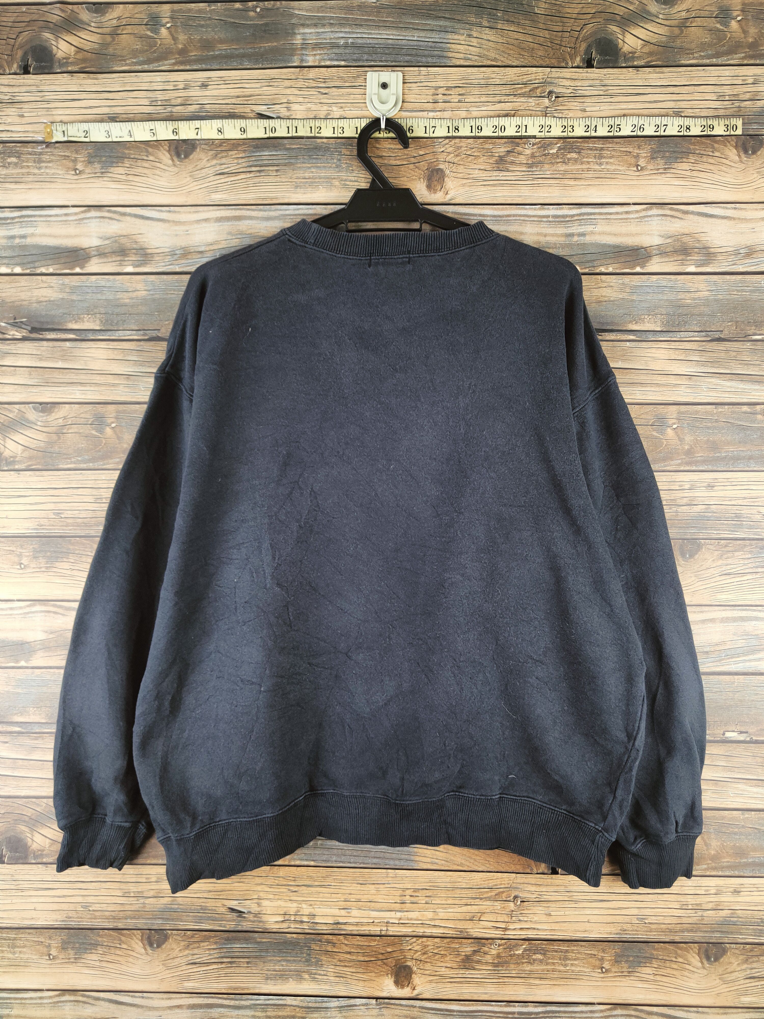 Japanese Brand Vintage Plain Faded Popular Model Black Sweatshirts Size US XL / EU 56 / 4 - 7 Thumbnail