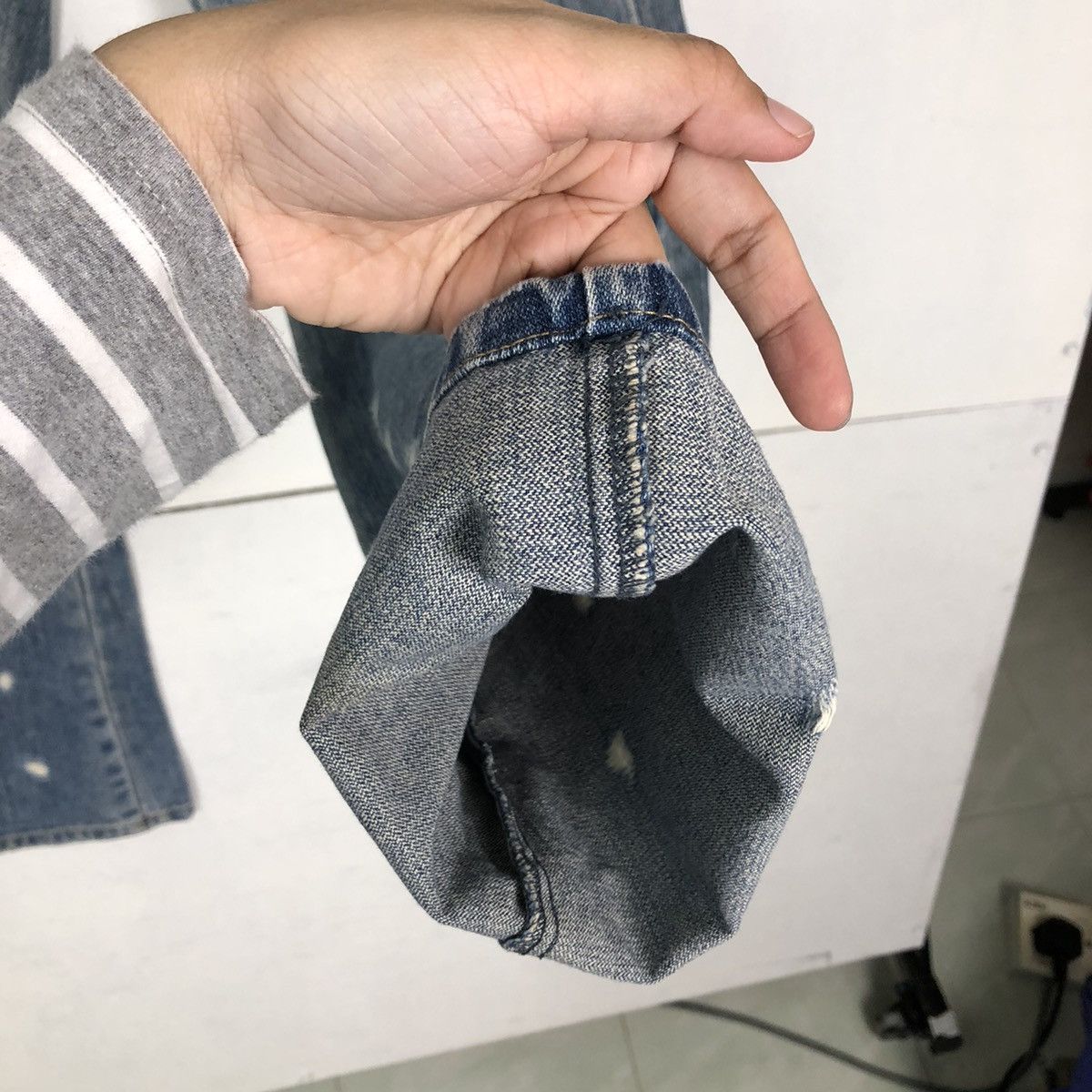 Japanese Brand 🔥RARE BOWCUT DISTRESSED DENIM JEANS LIVRE CLAIRE JAPAN Size US 28 / EU 44 - 11 Thumbnail