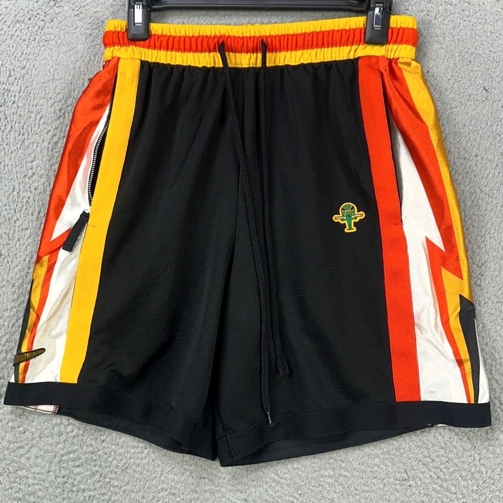 Nike Nike Dri-FIT Roswell Rayguns Mens Basketball Shorts Small Black Drawstring Logo Size US 29 - 2 Thumbnail