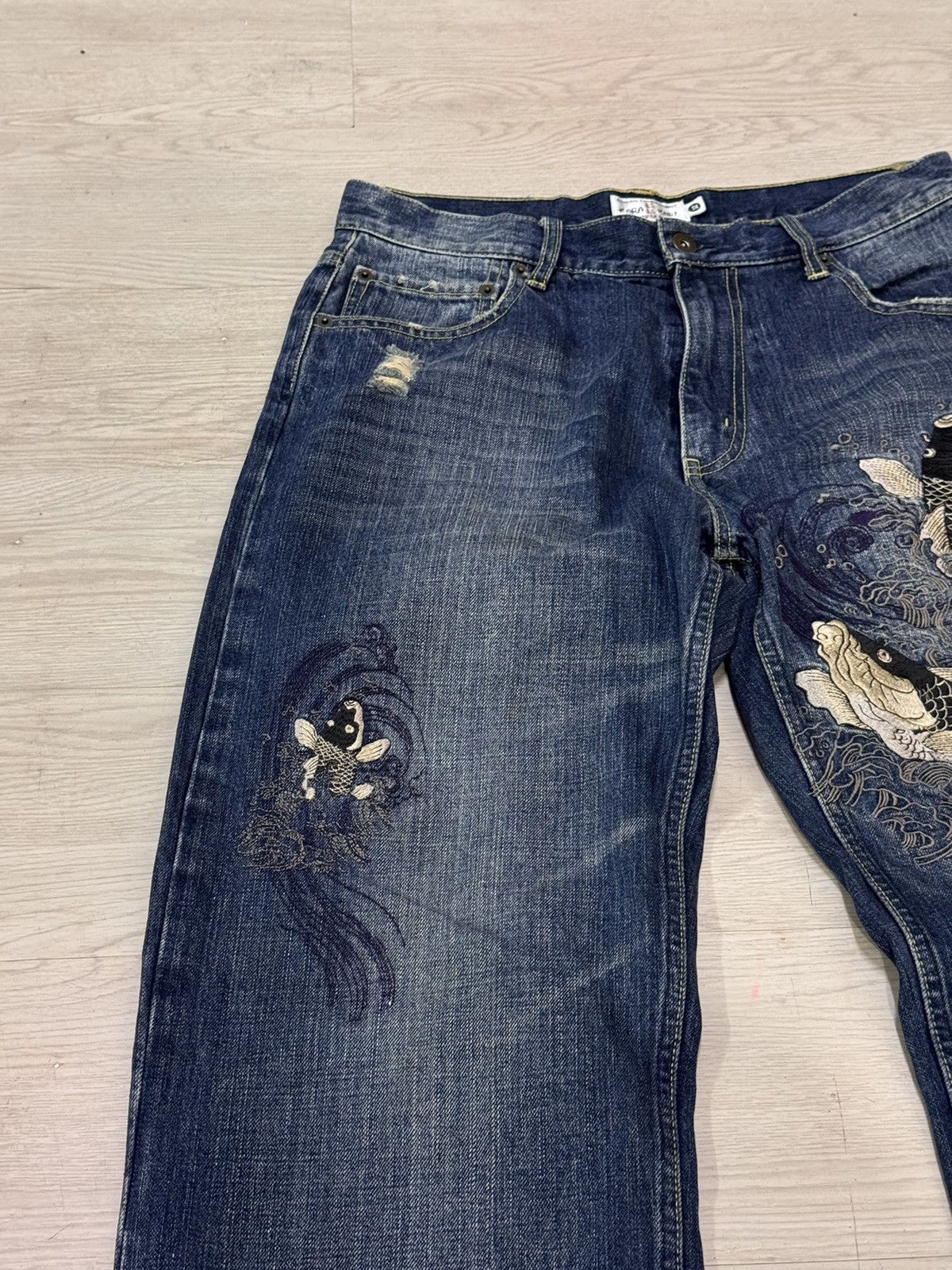 Japanese Brand Koi Pond Sukajan Japan Jeans Embroidered 32 Size US 32 / EU 48 - 2 Thumbnail