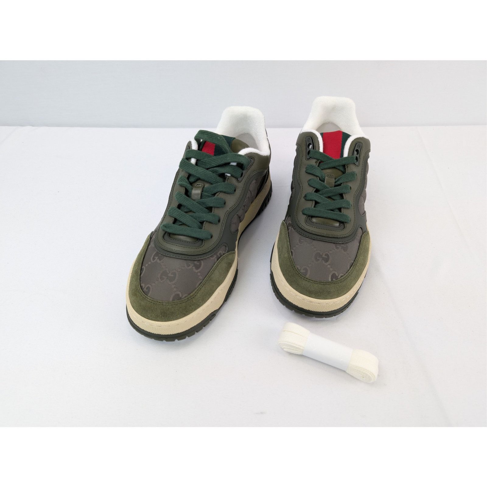 Gucci o1rshd1 GG Supreme fabric and suede Re-Web sneaker in green Size US 9 / EU 42 - 8 Thumbnail