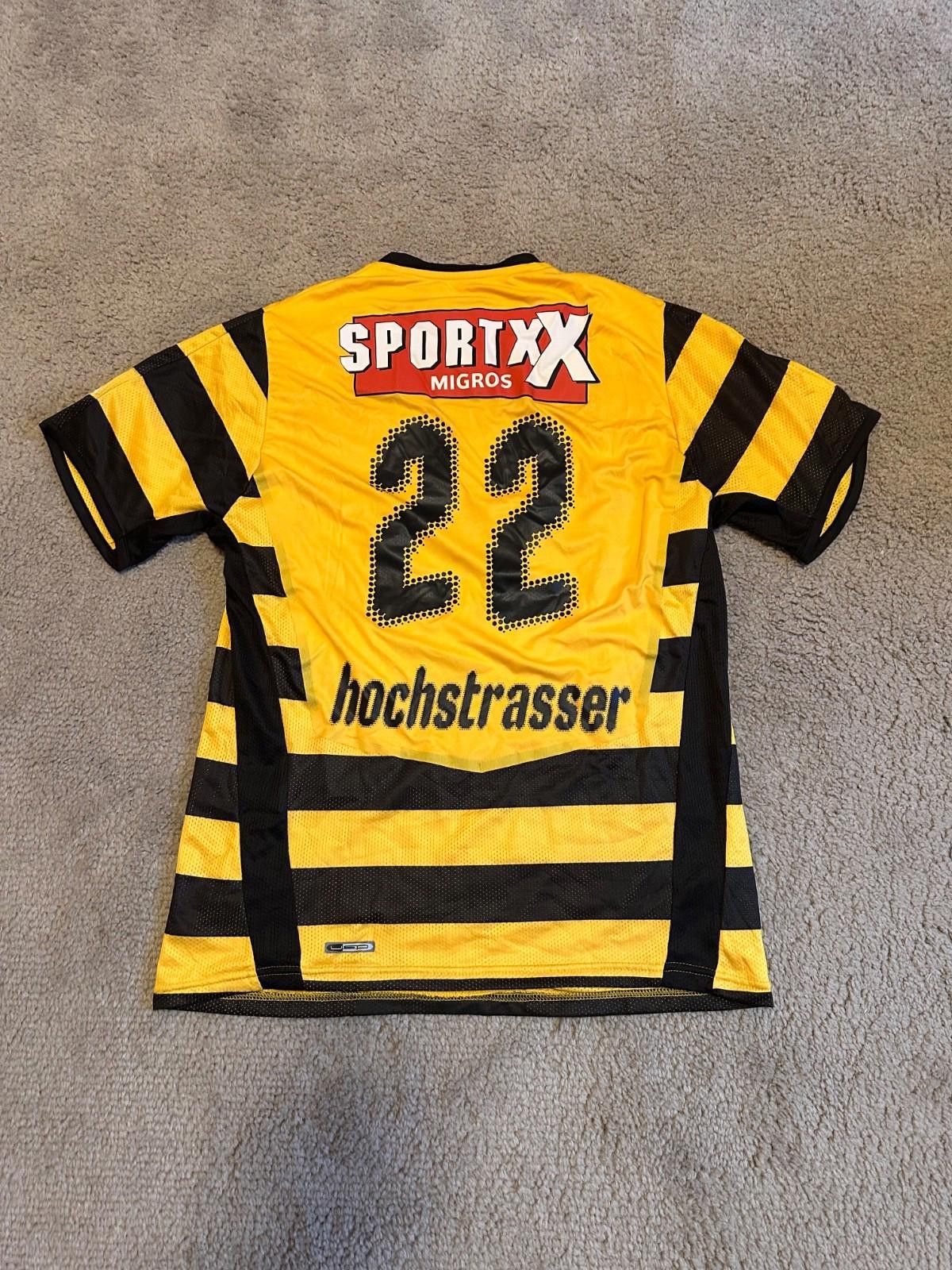 Puma #22 Hochstrasser YOUNG BOYS 2008/09 SHIRT SOCCER FOOTBALL Size US M / EU 48-50 / 2 - 6 Thumbnail