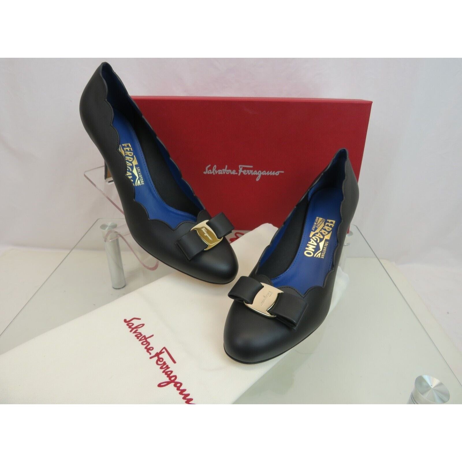 Salvatore Ferragamo CARLA SHELL BLACK LEATHER GOLD LOGO VARA BOW LOW PUMPS 9.5 B Size US 9.5 / IT 39.5 - 3 Thumbnail