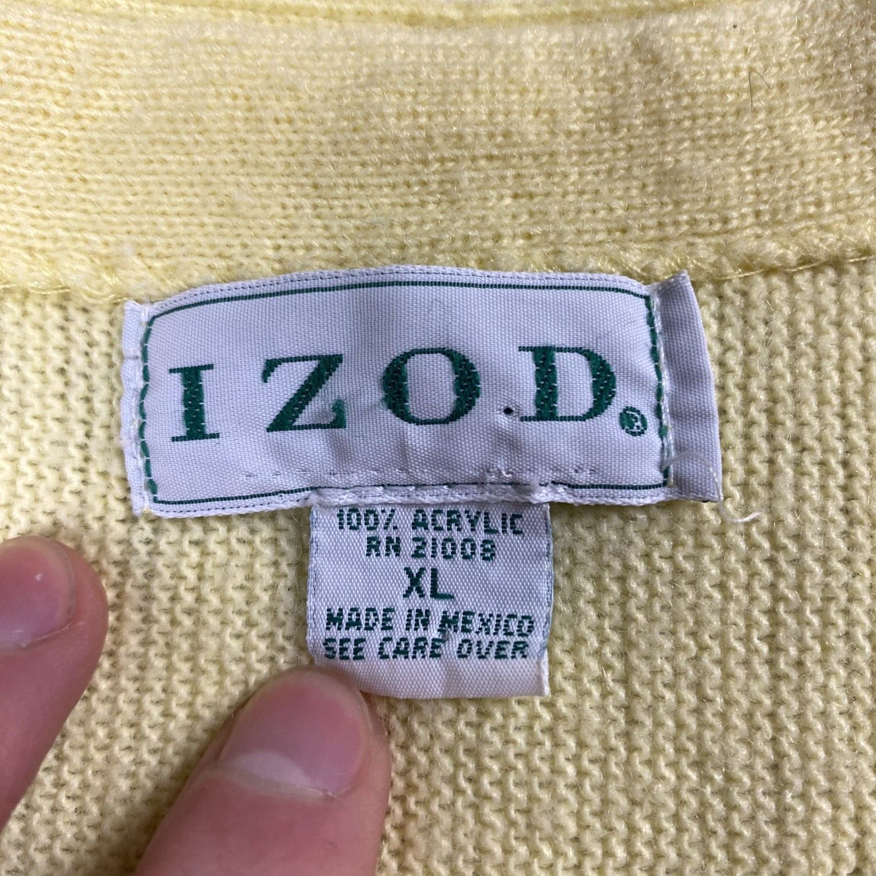 Izod VINTAGE IZOD Yellow Knit Cardigan XL Mens Preppy Button-Up with Embroidered Crest Size US XL / EU 56 / 4 - 4 Thumbnail