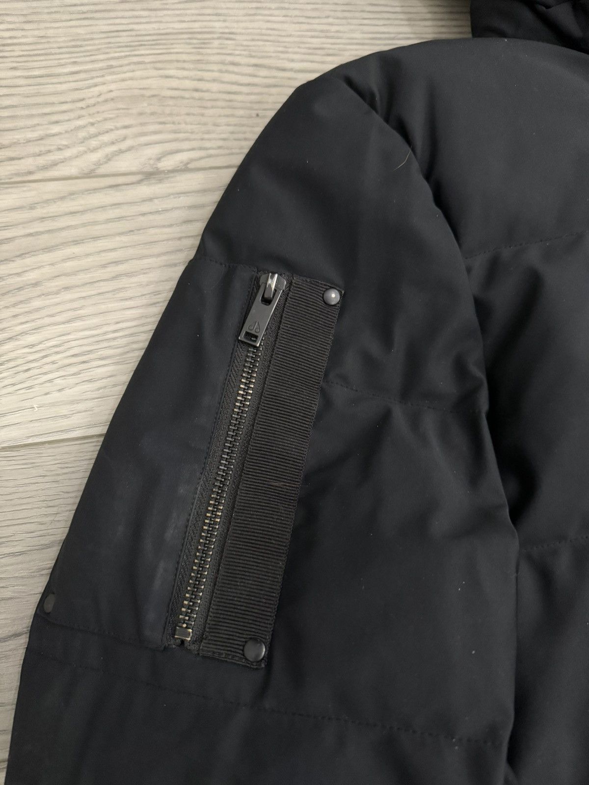 Moose Knuckles Moose Knuckle “Levin Bomber” Jacket Black Fur Size Small Size US S / EU 44-46 / 1 - 3 Thumbnail