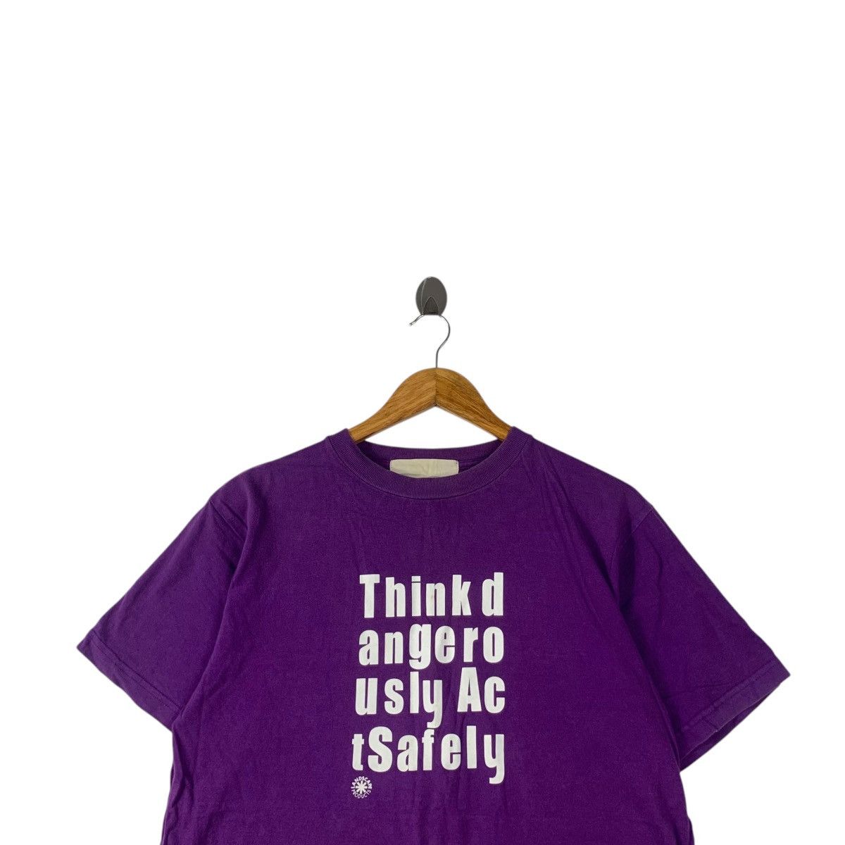 Vintage Vintage LANDSCAPE PRODUCTS JAPAN Think Tee Shirt Top Size US M / EU 48-50 / 2 - 2 Thumbnail