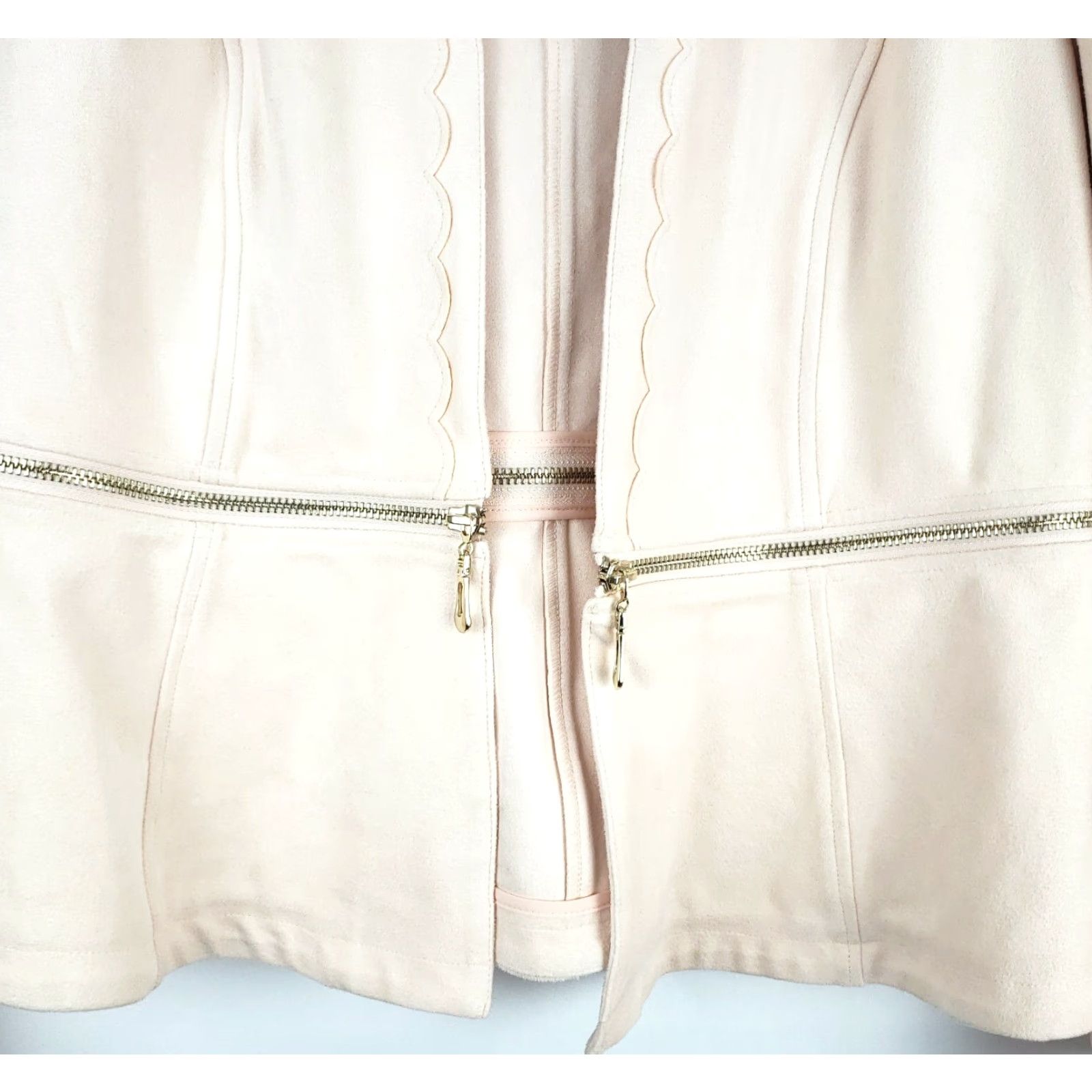Vintage Chico's Women's Peplum Leather Jacket Light Pink Faux Suede Long Sleeve Classic Fit Size 0 Size XS / US 0-2 / IT 36-38 - 3 Thumbnail