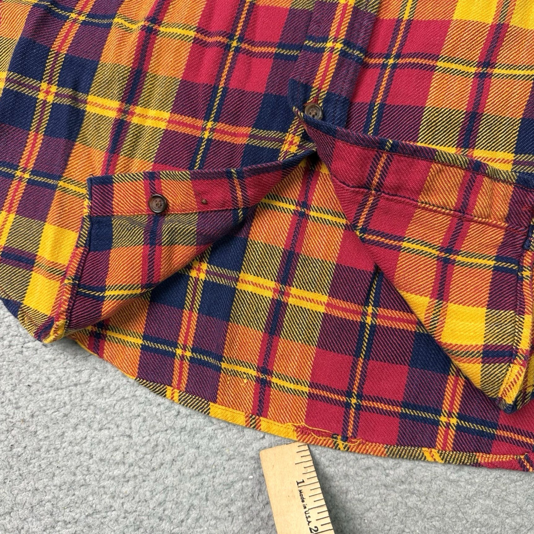 Gap VINTAGE Gap Shirt Mens S Red Heavy Flannel Plaid Button-Down Long Sleeve 90s Size US S / EU 44-46 / 1 - 5 Thumbnail