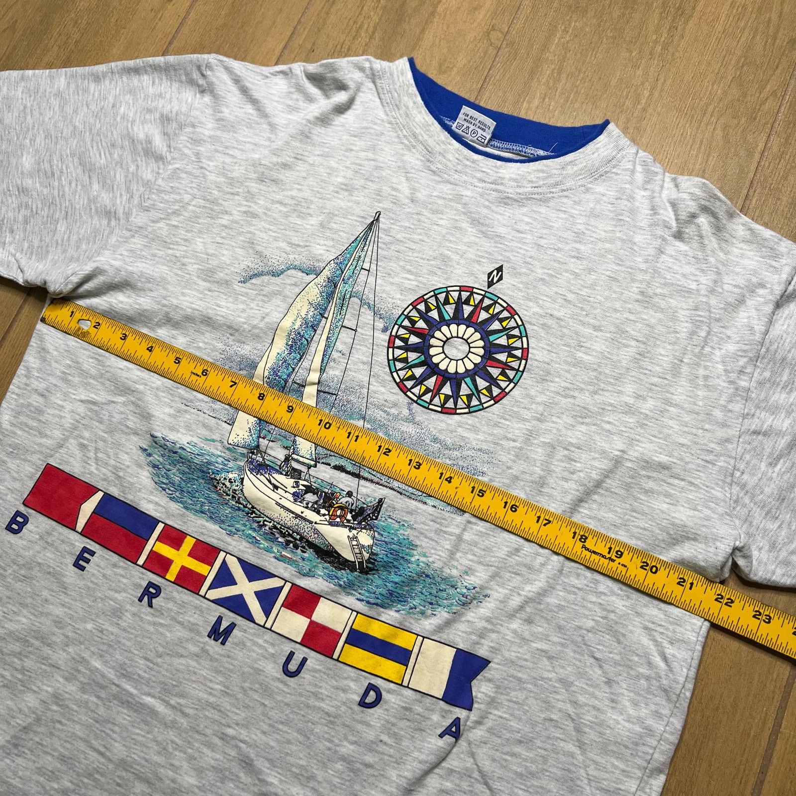 Vintage Vintage 90s Bermuda Travel T-Shirt Made In USA Sz L Travel Size US L / EU 52-54 / 3 - 5 Thumbnail