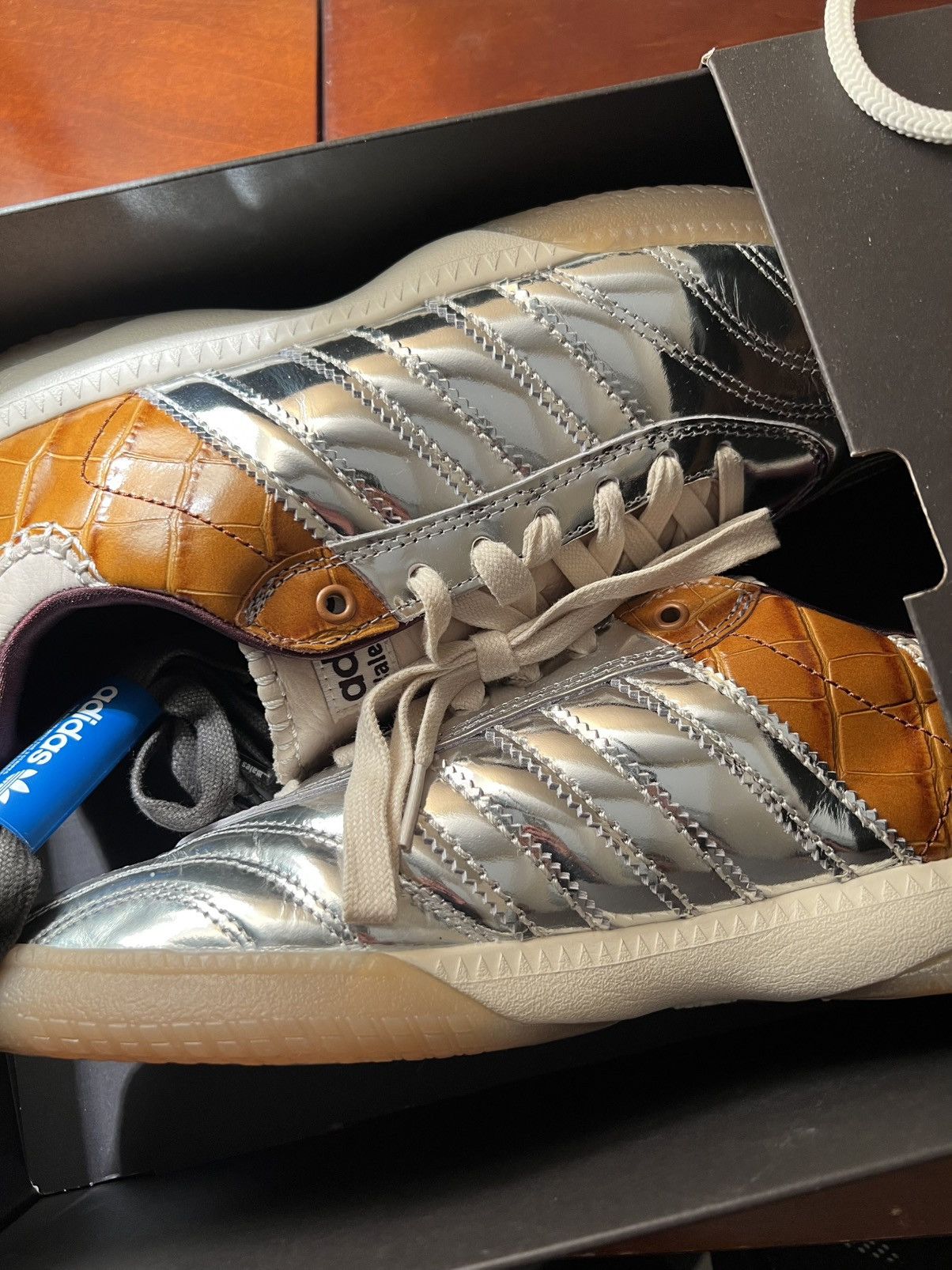adidas gazelle silver green womens Adidas x Wales Bonner Samba Metallic