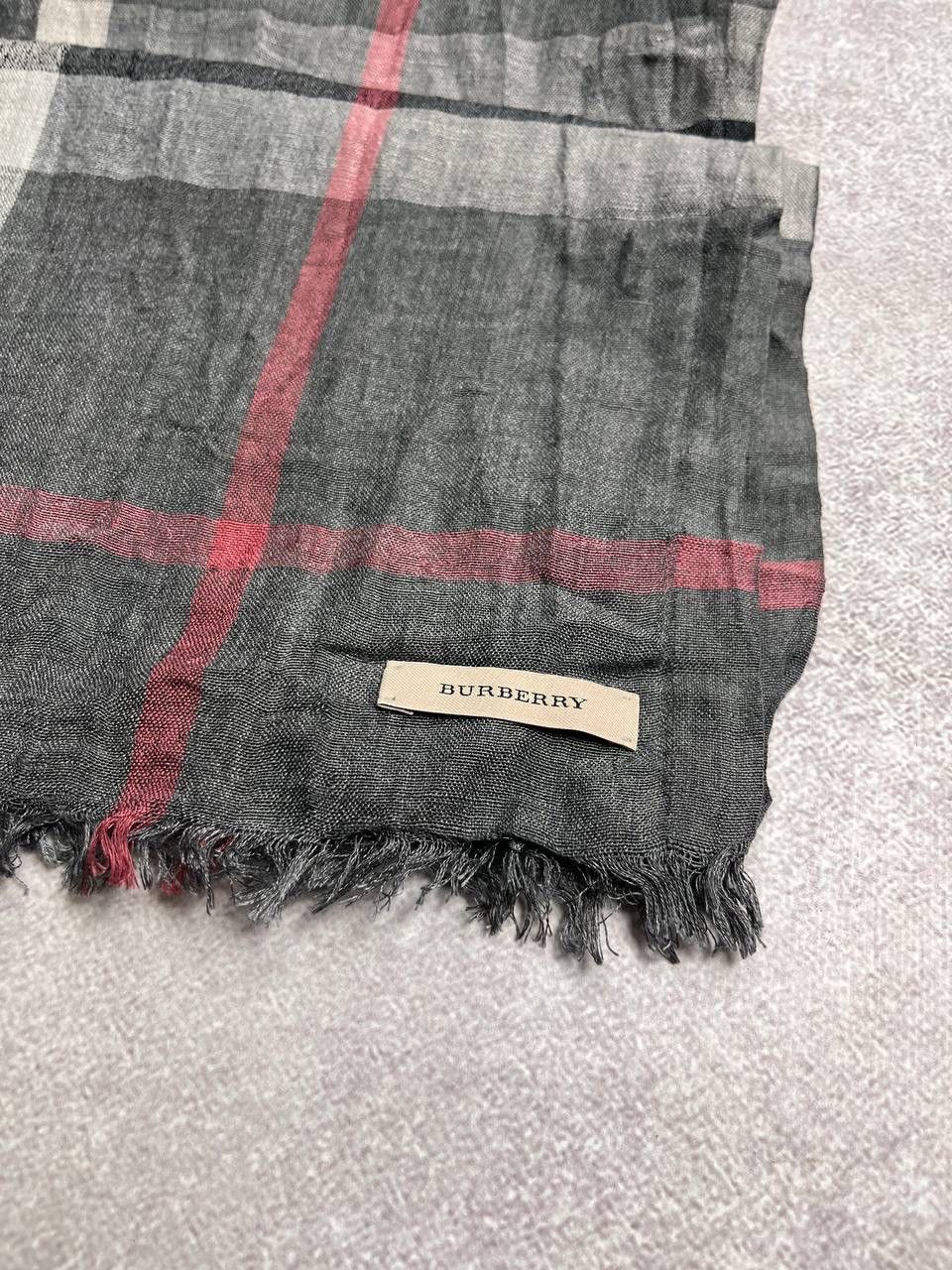 Burberry × Vintage VINTAGE BURBERRY NOVA CHECK GRAY SCARF RARE OS Size ONE SIZE - 7 Thumbnail