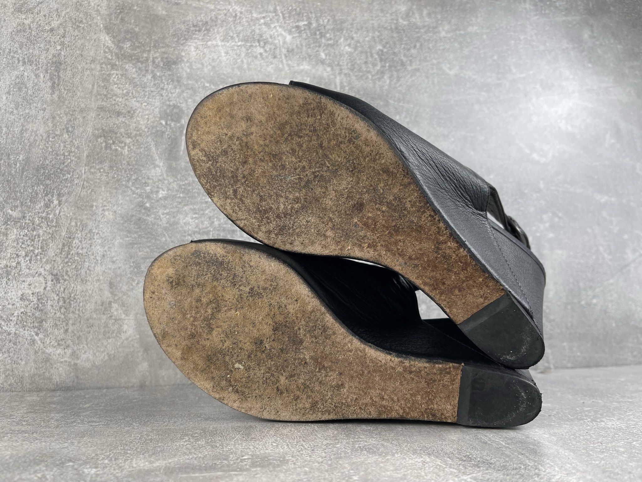 Stuart Weitzman Stuart Weitzman vintage black leather sandals heels Size US 7.5 / IT 37.5 - 7 Thumbnail