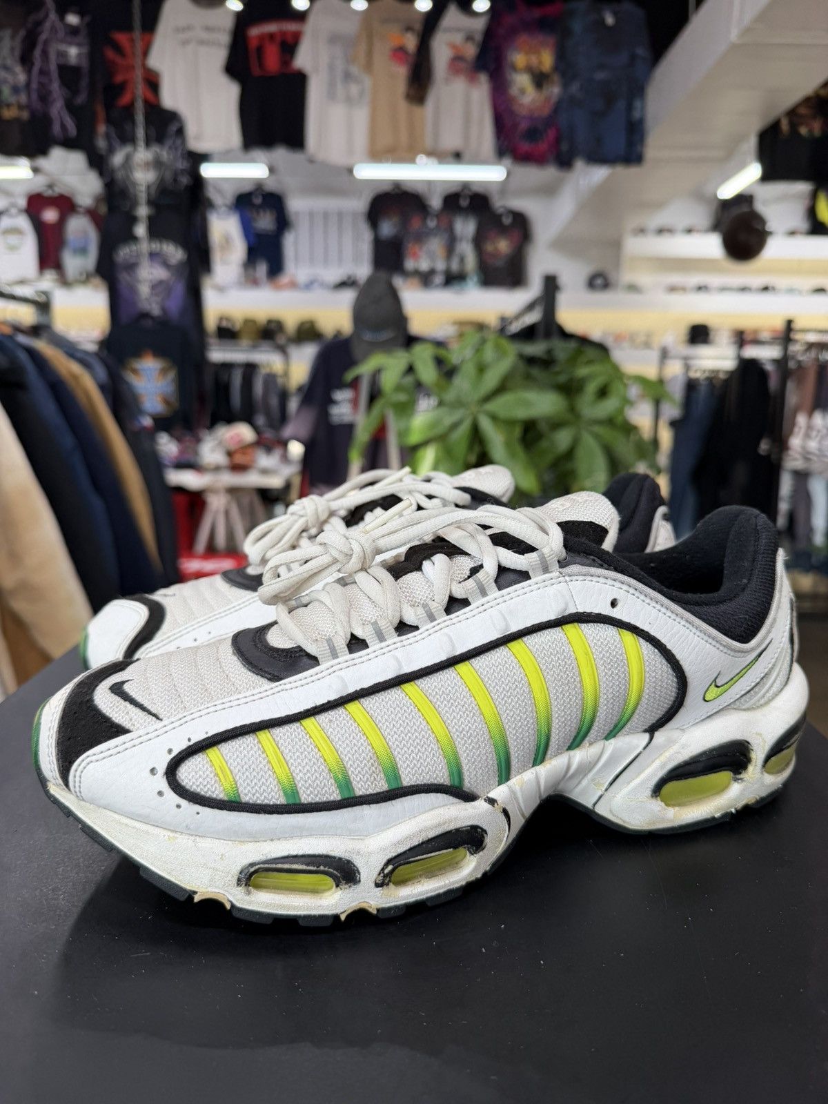 Nike Nike Air Max Tailwind 4 White Volt Black Size 10 (2019) Size US 10 / EU 43 - 1 Thumbnail
