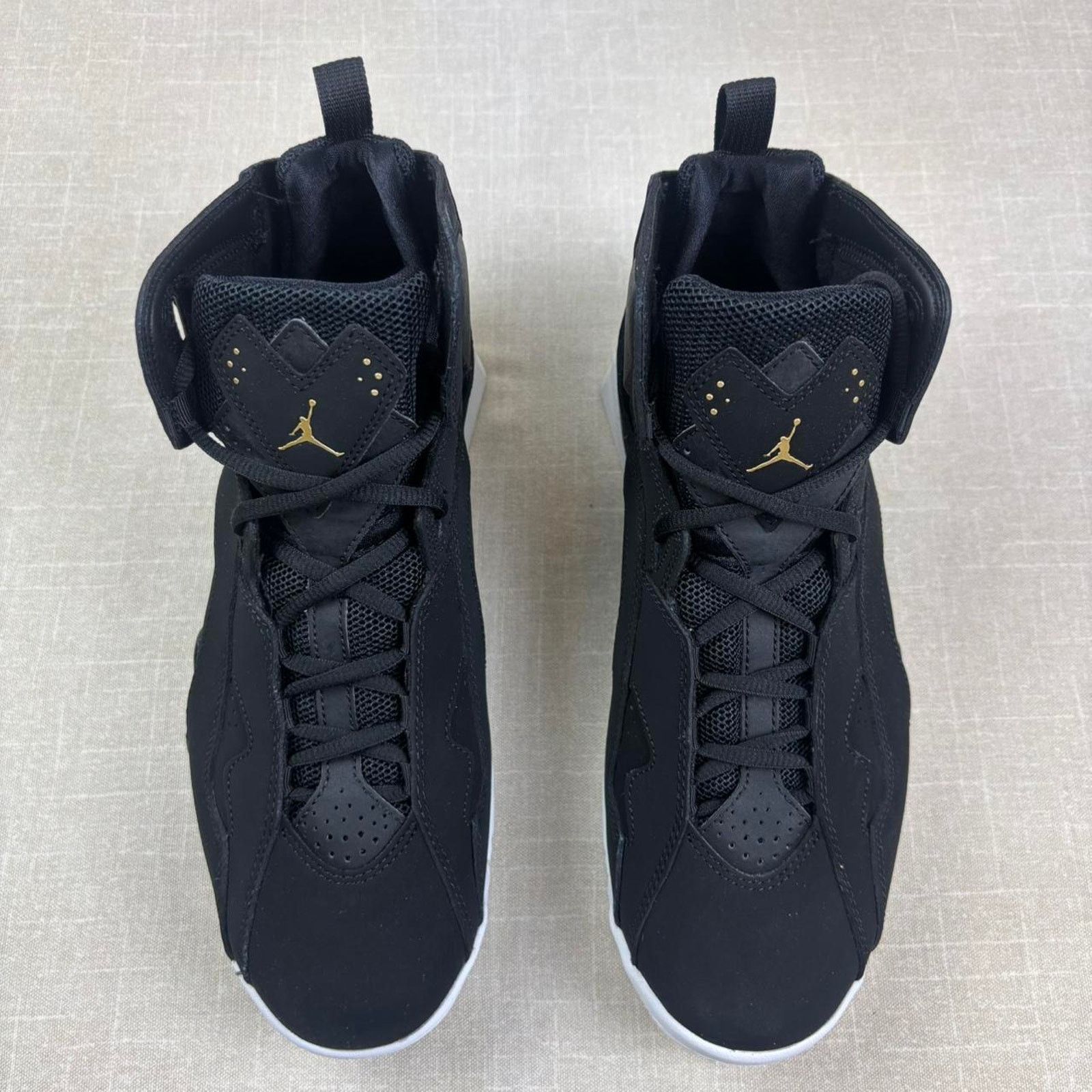 Jordan Brand 🏴‍☠️ 2016 Jordan True Flight “Black” 13M Size US 13 / EU 46 - 3 Thumbnail