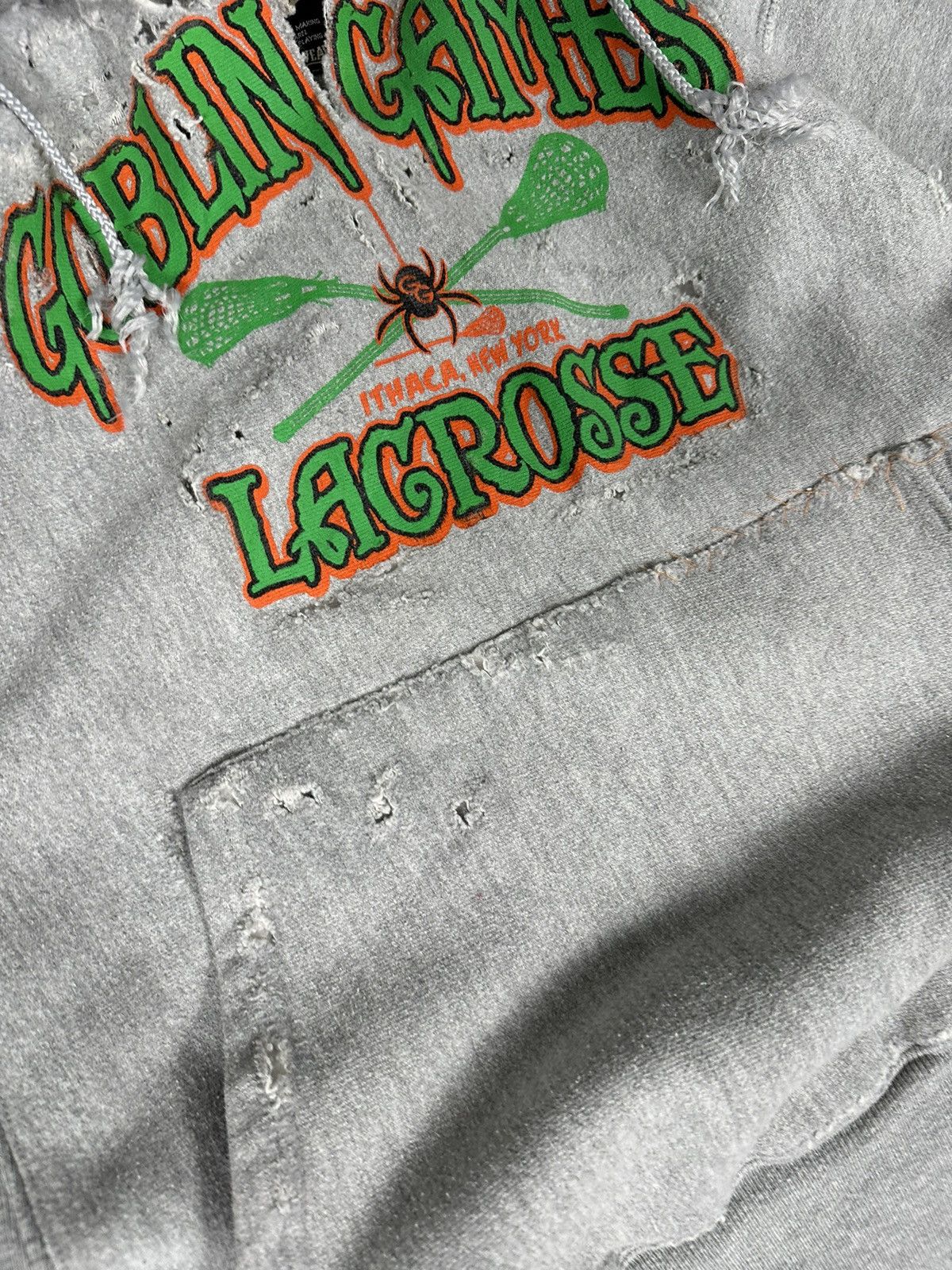 Japanese Brand × Vintage Vintage Thrashes Repaired Goblin Crewneck Size US L / EU 52-54 / 3 - 4 Thumbnail