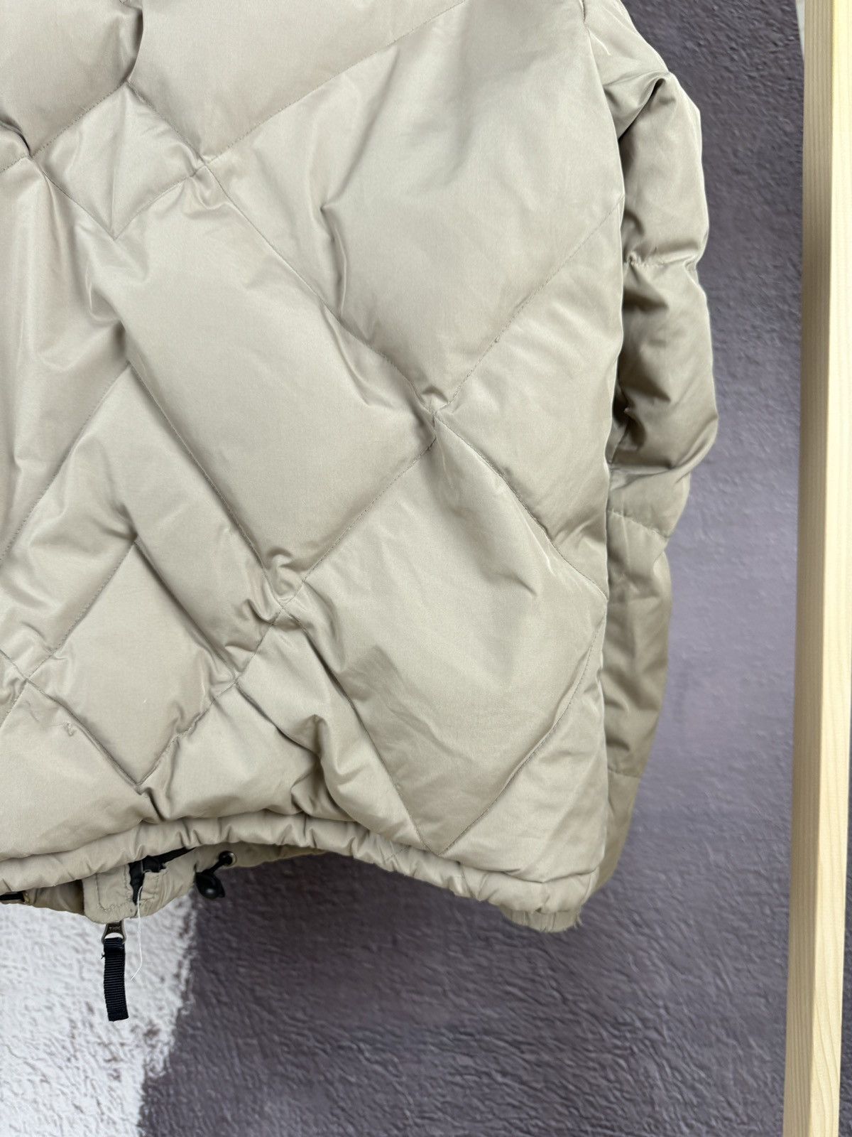 Armani Armani Jeans vintage beige used distressed down jacket Size US XL / EU 56 / 4 - 15 Thumbnail