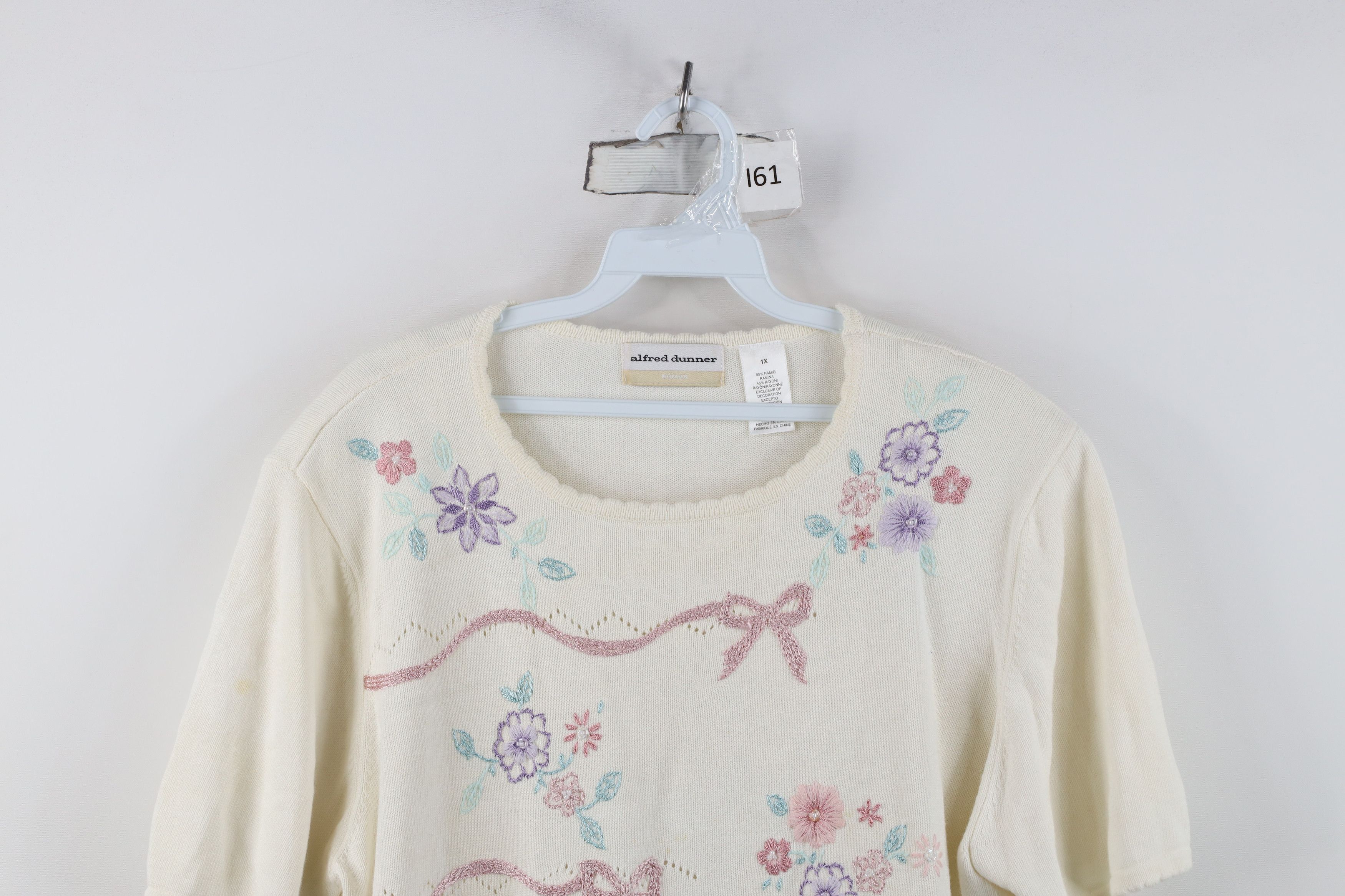 Vintage Vintage 90s Streetwear Flower Bowtie Knit Sweater White Size XL / US 12-14 / IT 48-50 - 2 Thumbnail